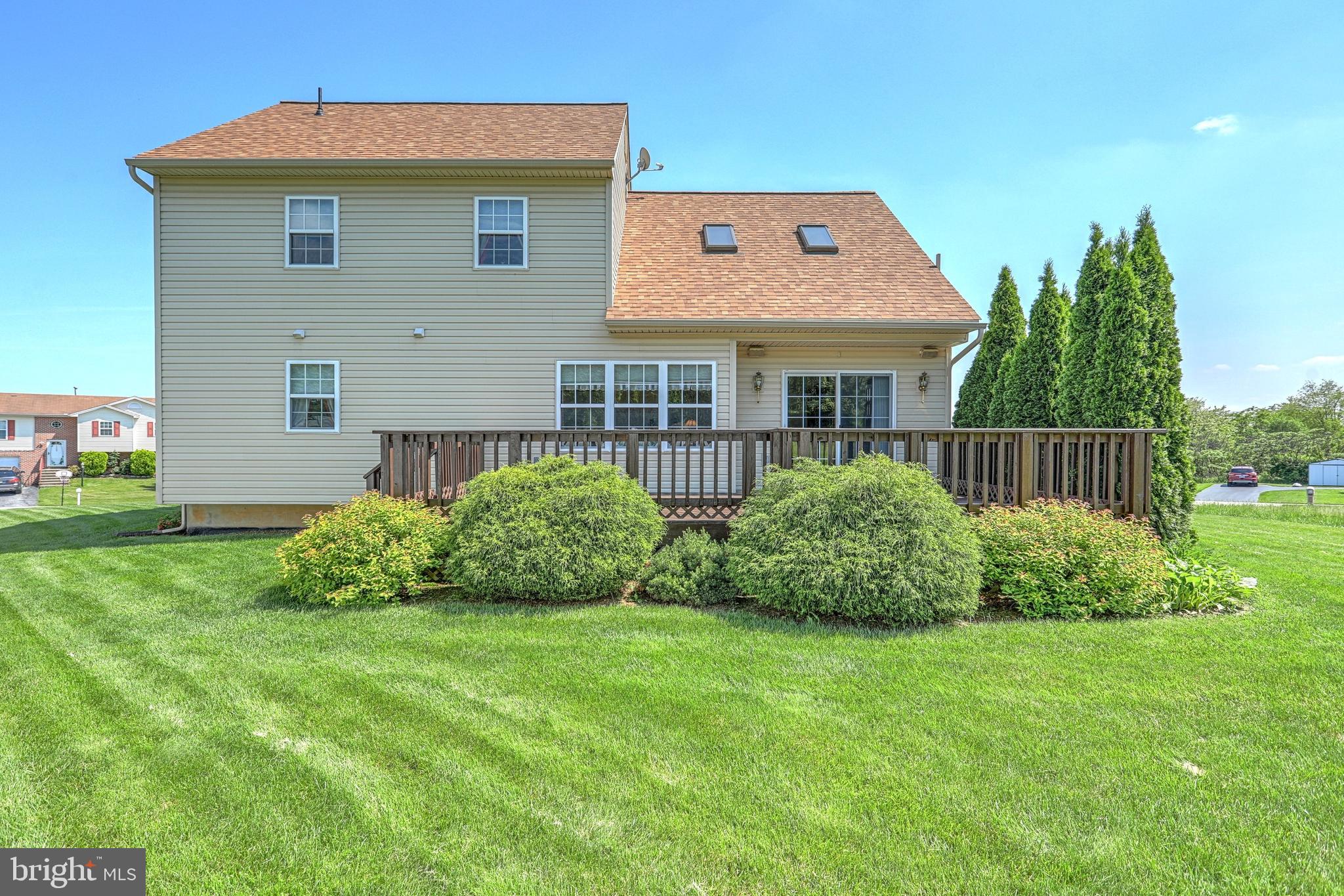 HIGHLAND MANOR - Residential