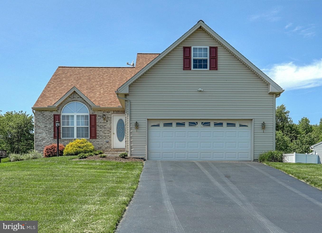 HIGHLAND MANOR - Residential
