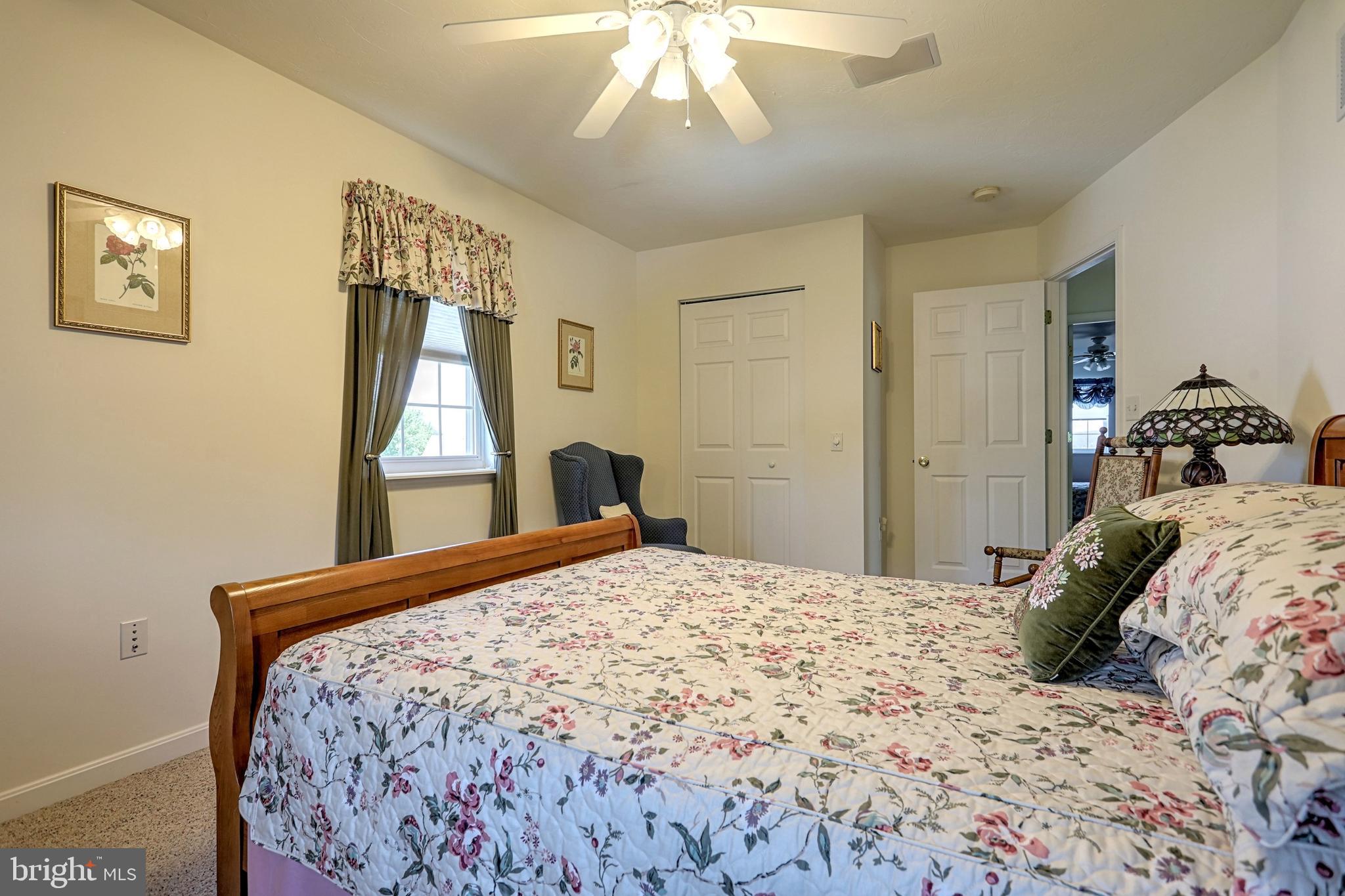 HIGHLAND MANOR - Residential