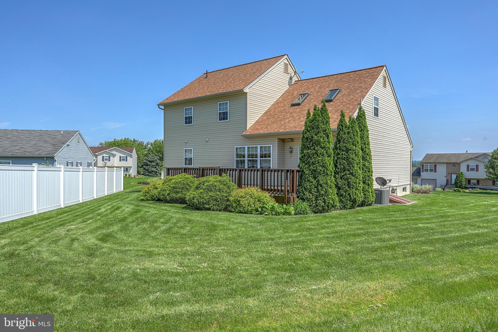 HIGHLAND MANOR - Residential