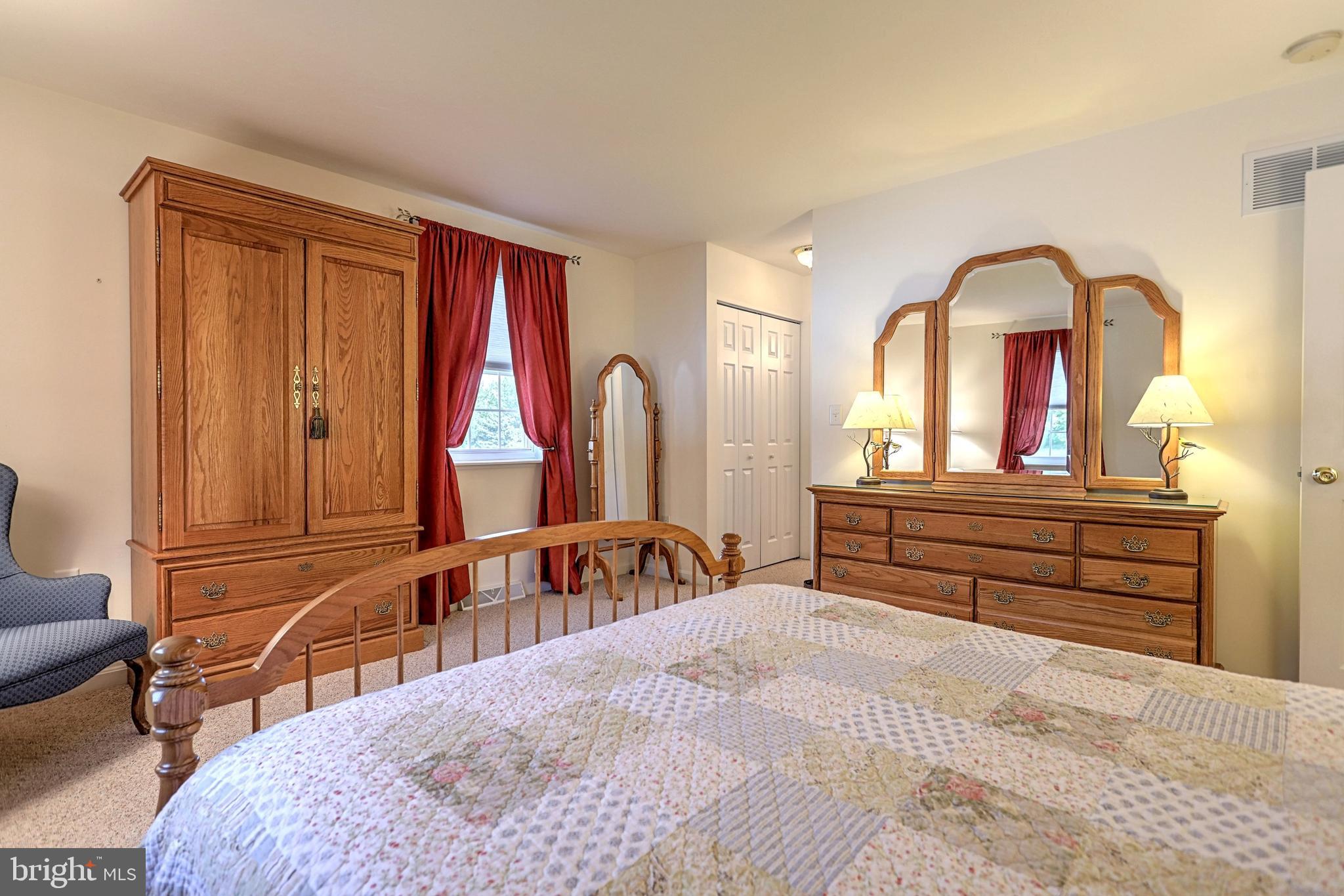 HIGHLAND MANOR - Residential