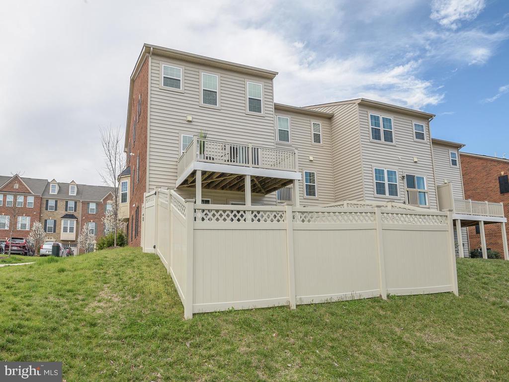 ADAMS CROSSING - Residential