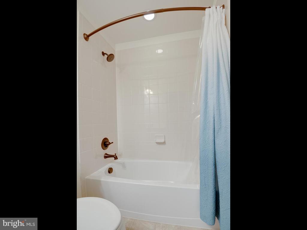 ADAMS CROSSING - Residential