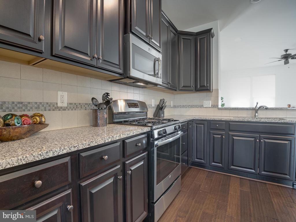 ADAMS CROSSING - Residential