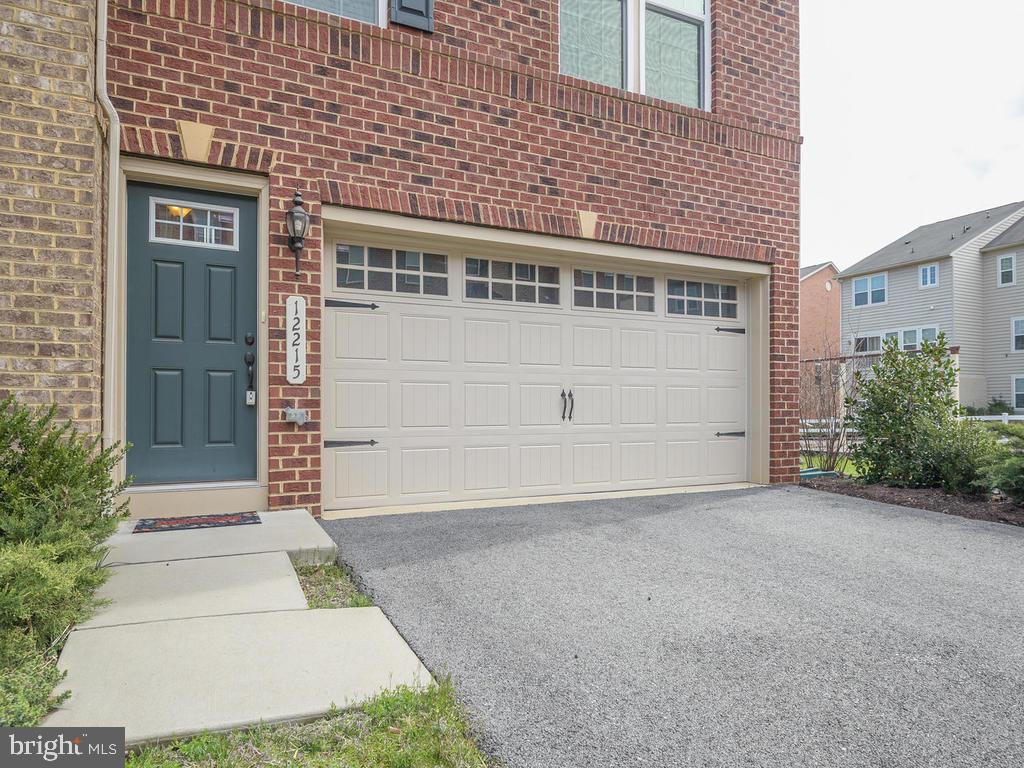 ADAMS CROSSING - Residential