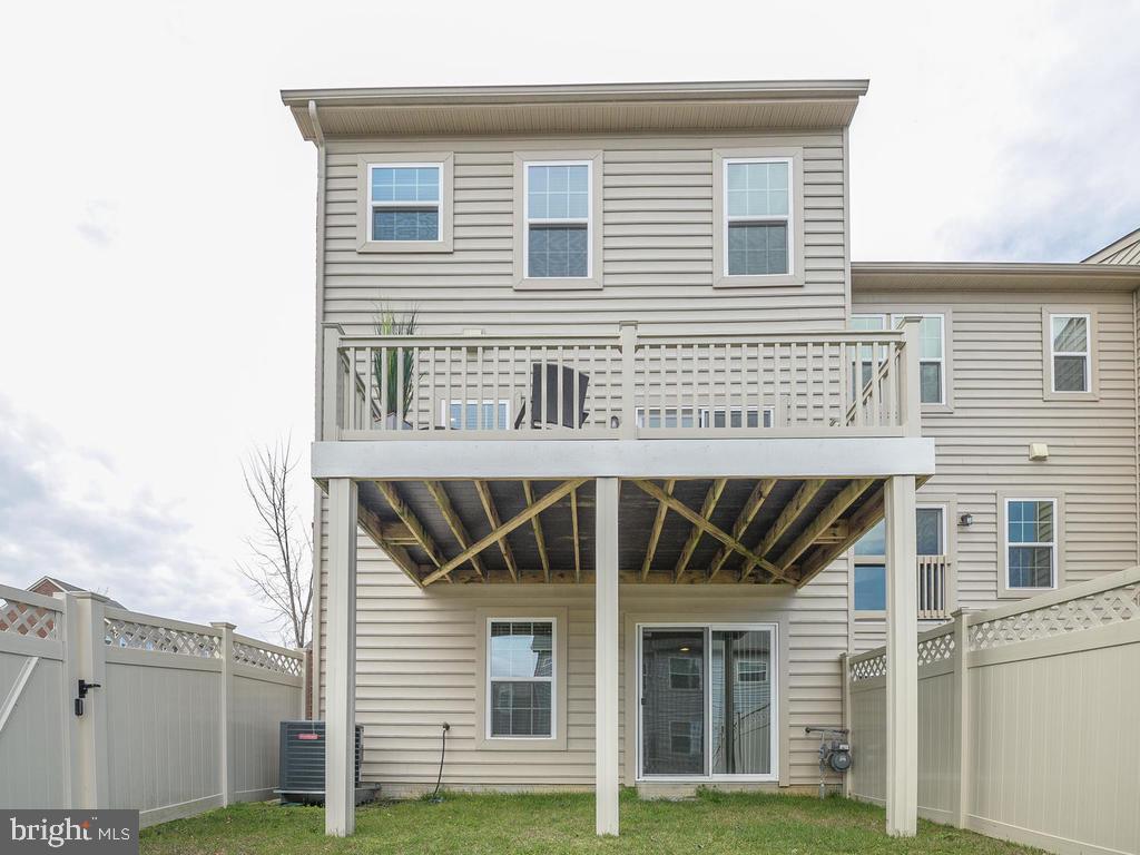 ADAMS CROSSING - Residential