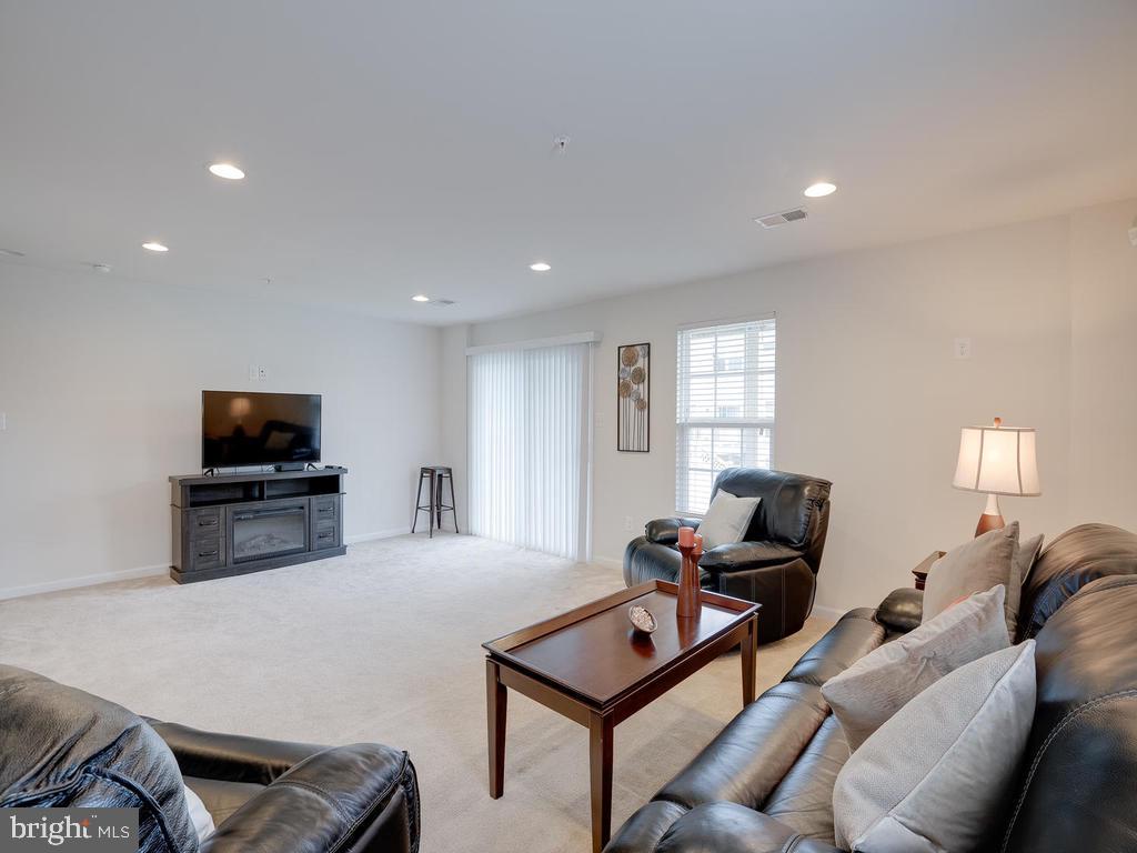 ADAMS CROSSING - Residential