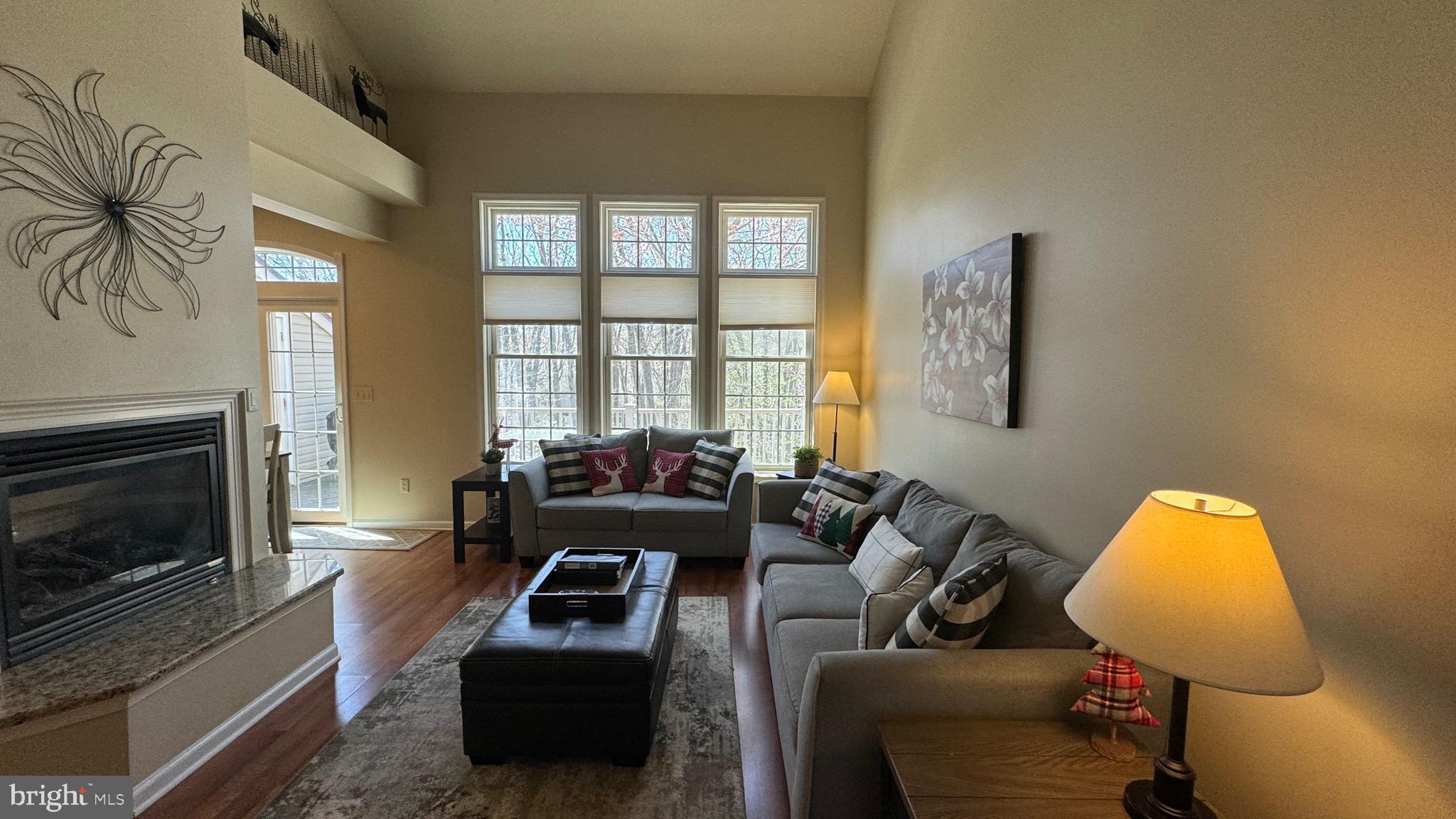 LAURELWOODS - Residential