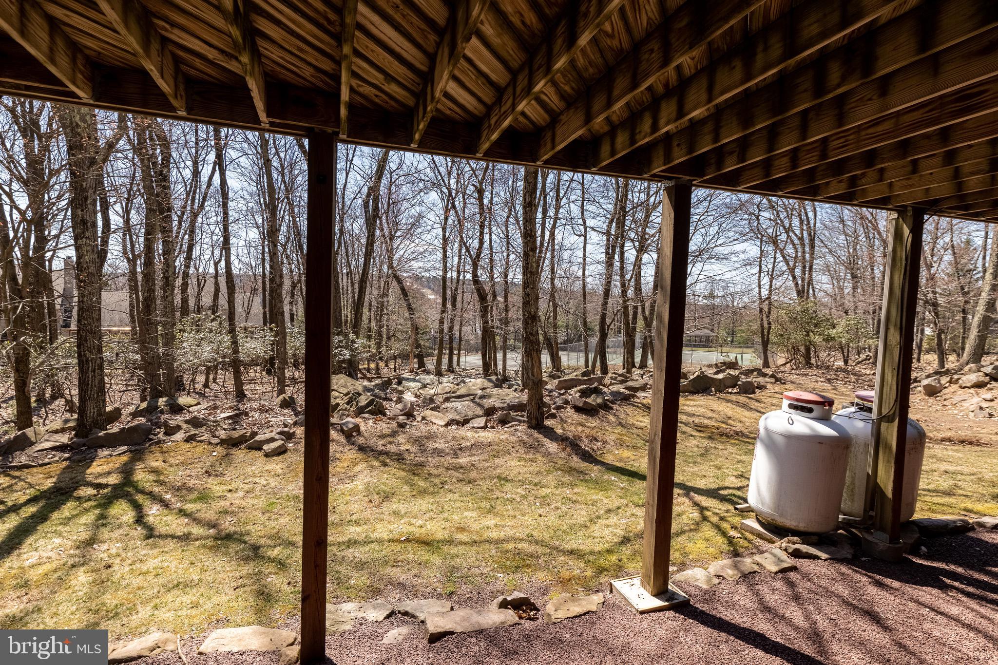 LAURELWOODS - Residential