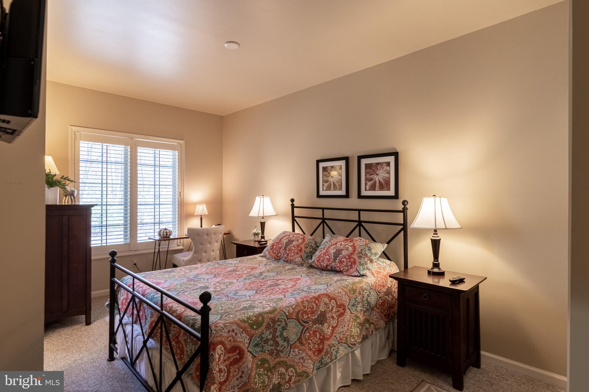 LAURELWOODS - Residential