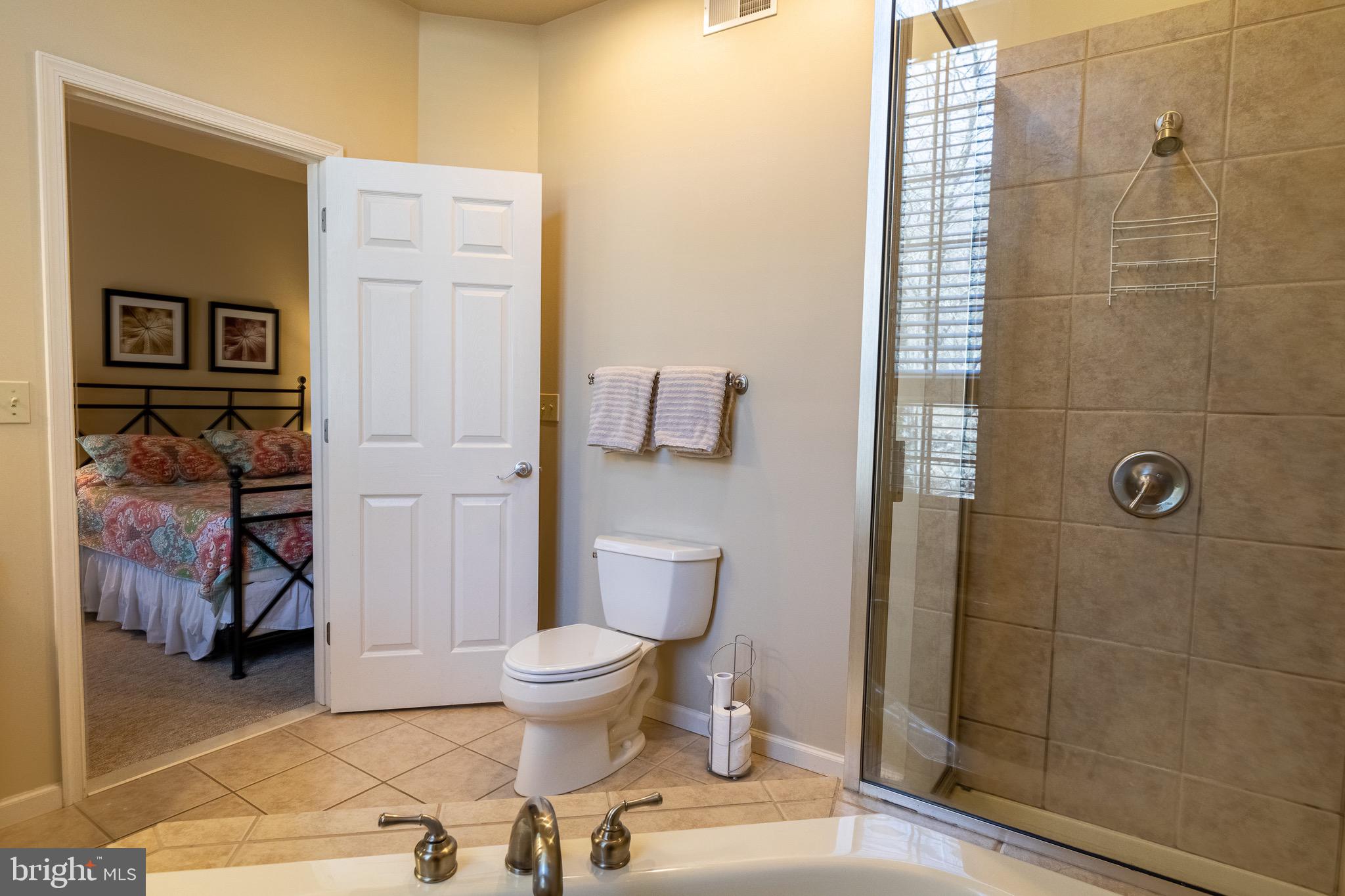 LAURELWOODS - Residential