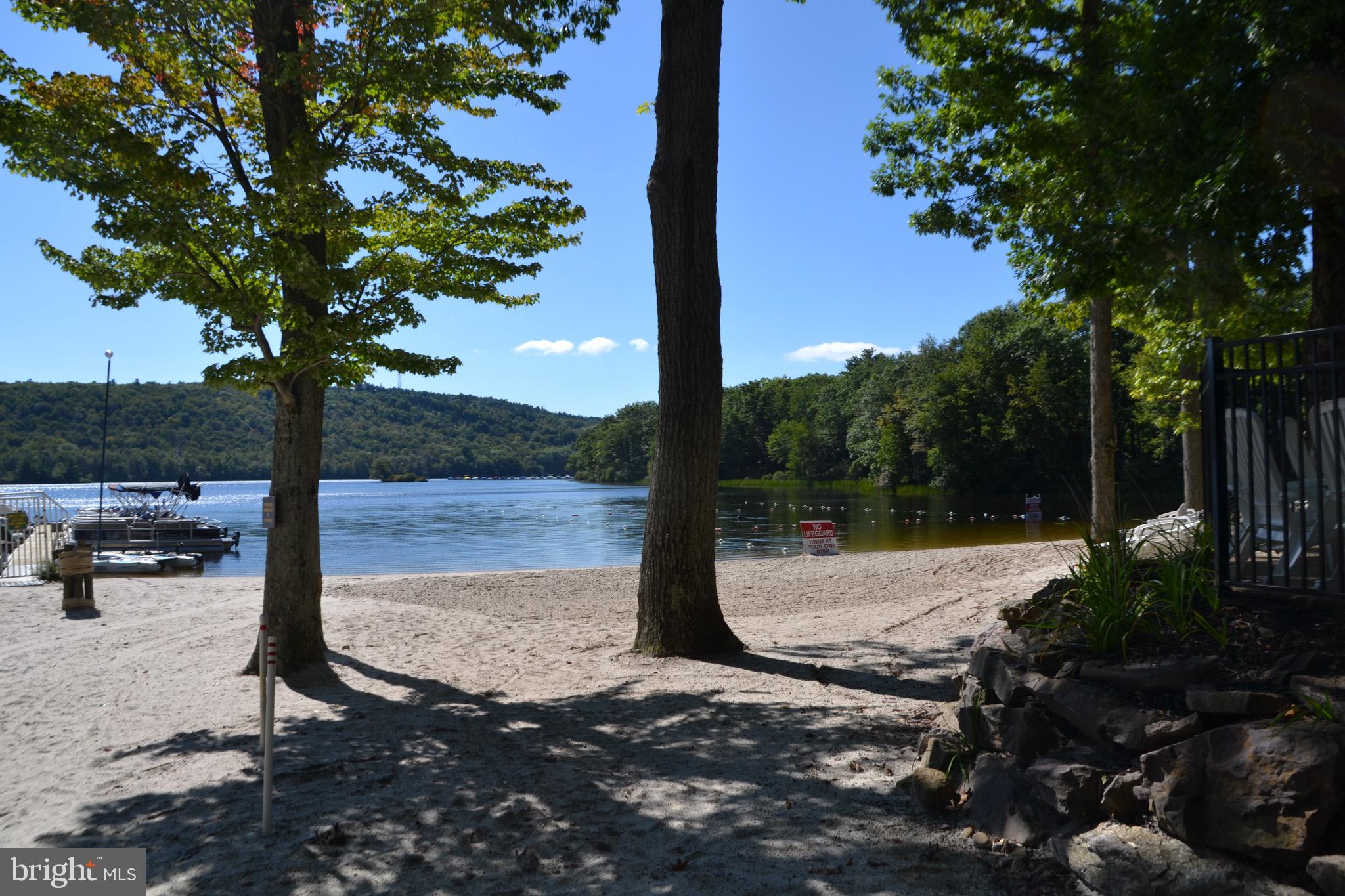 LAURELWOODS - Residential