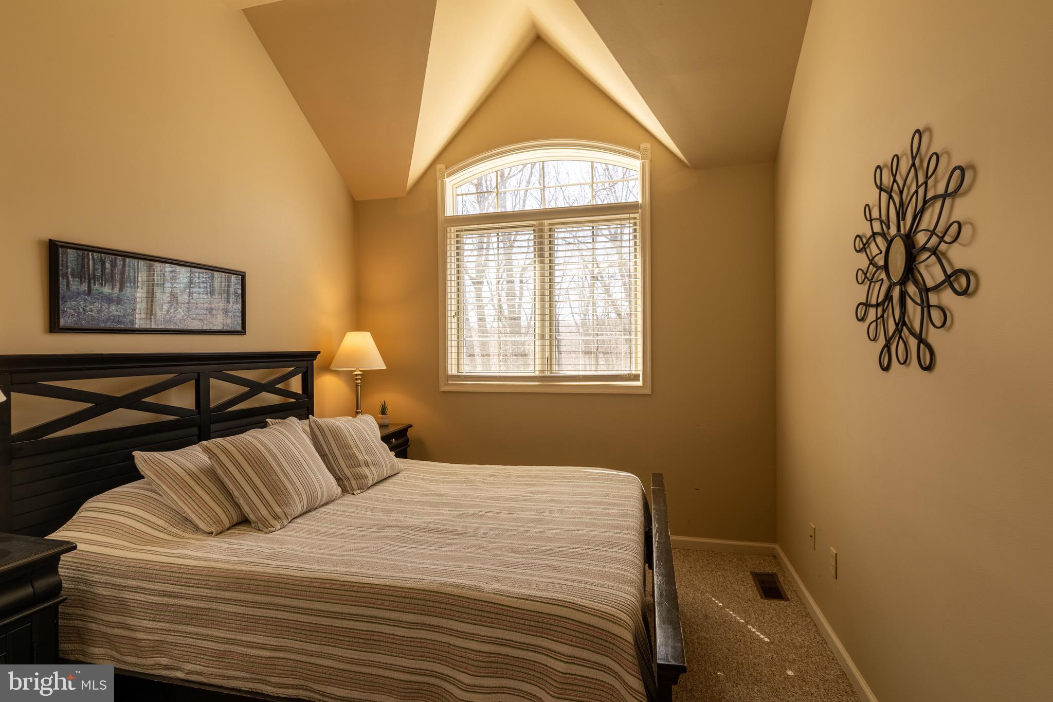 LAURELWOODS - Residential