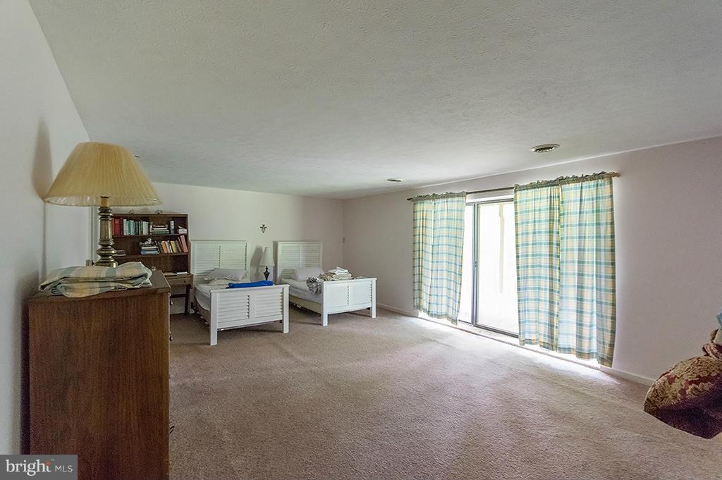 CAPON RIVER VISTA - Residential