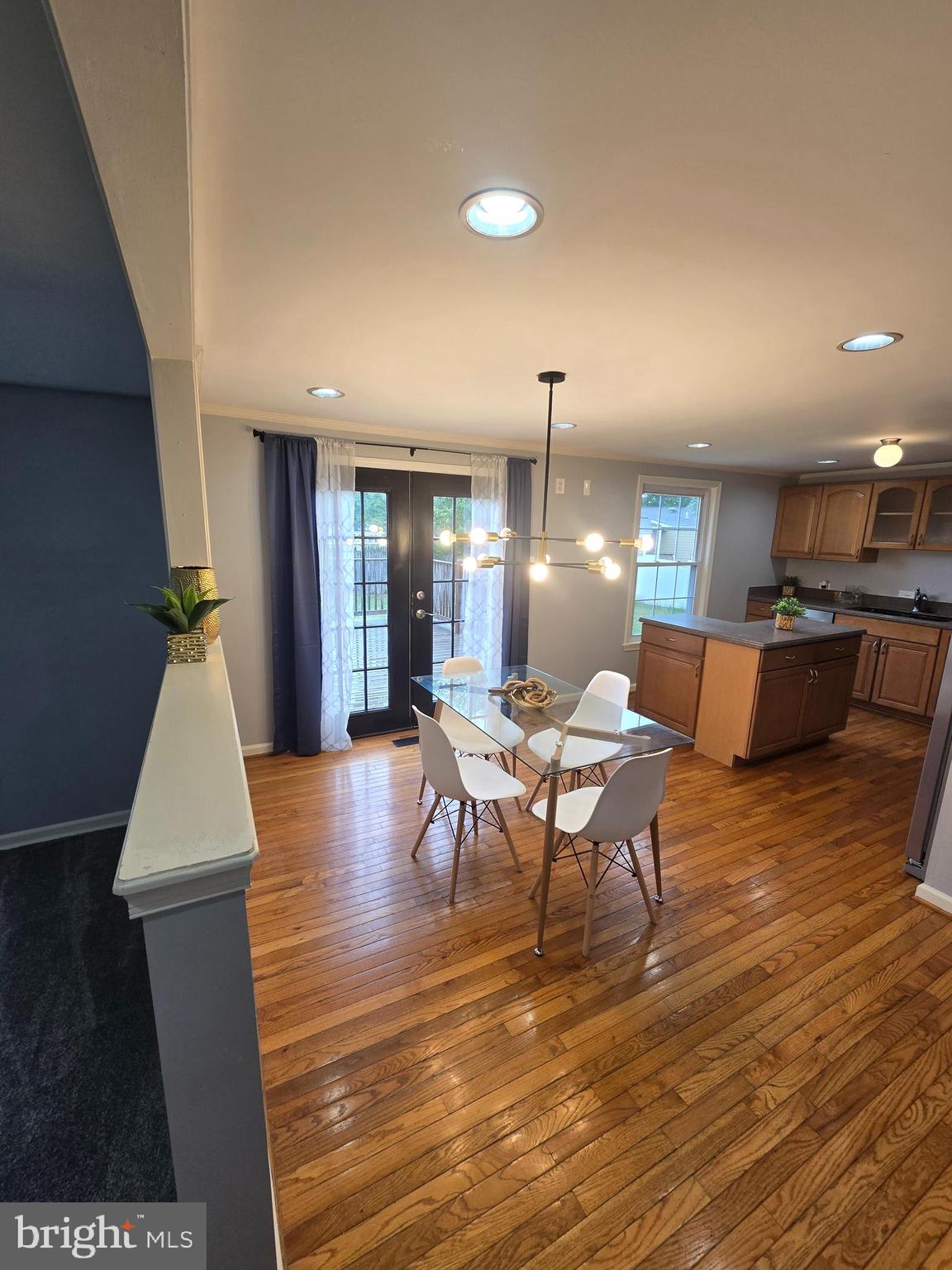 MAPLEWOOD - Residential