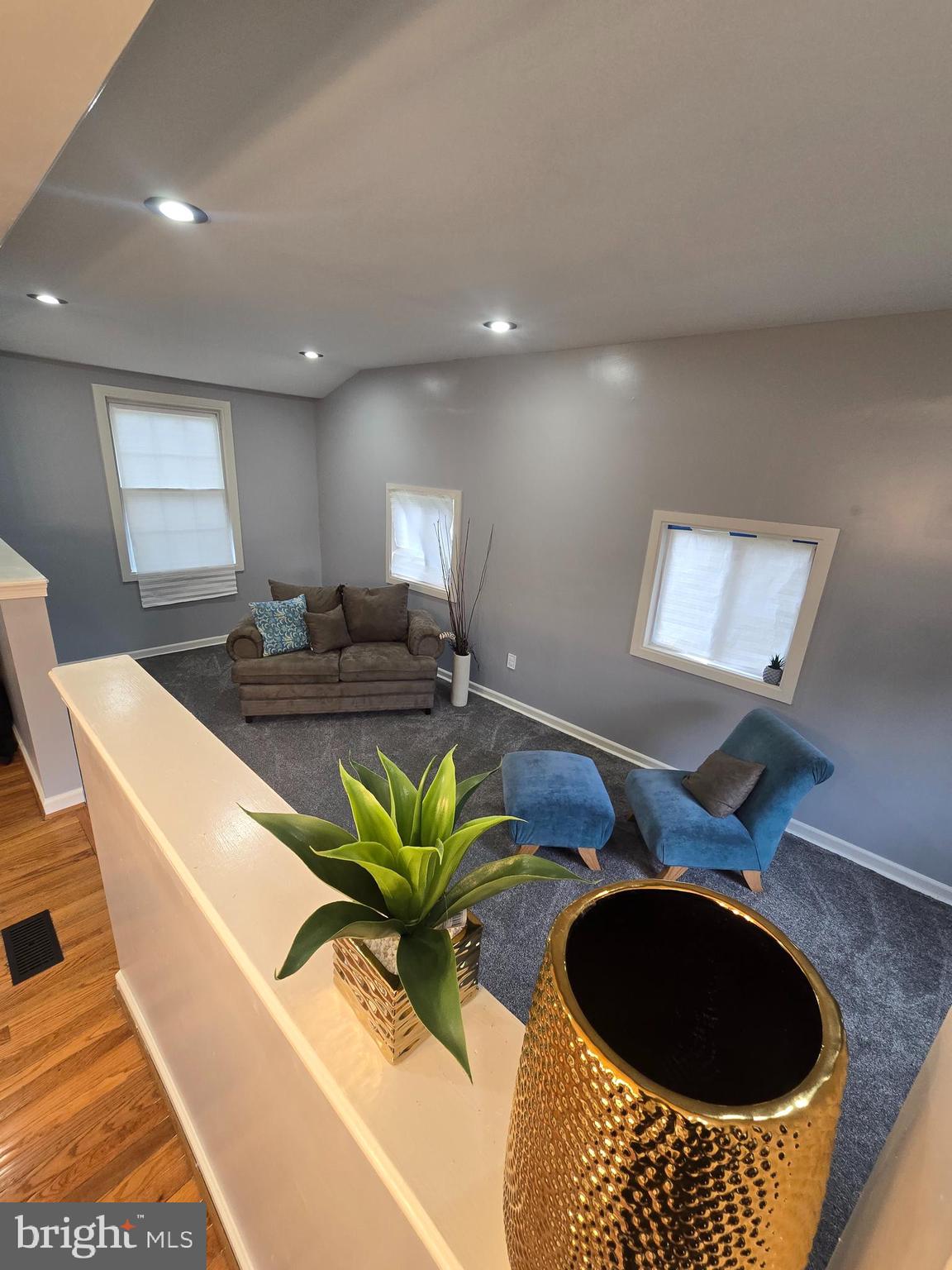 MAPLEWOOD - Residential