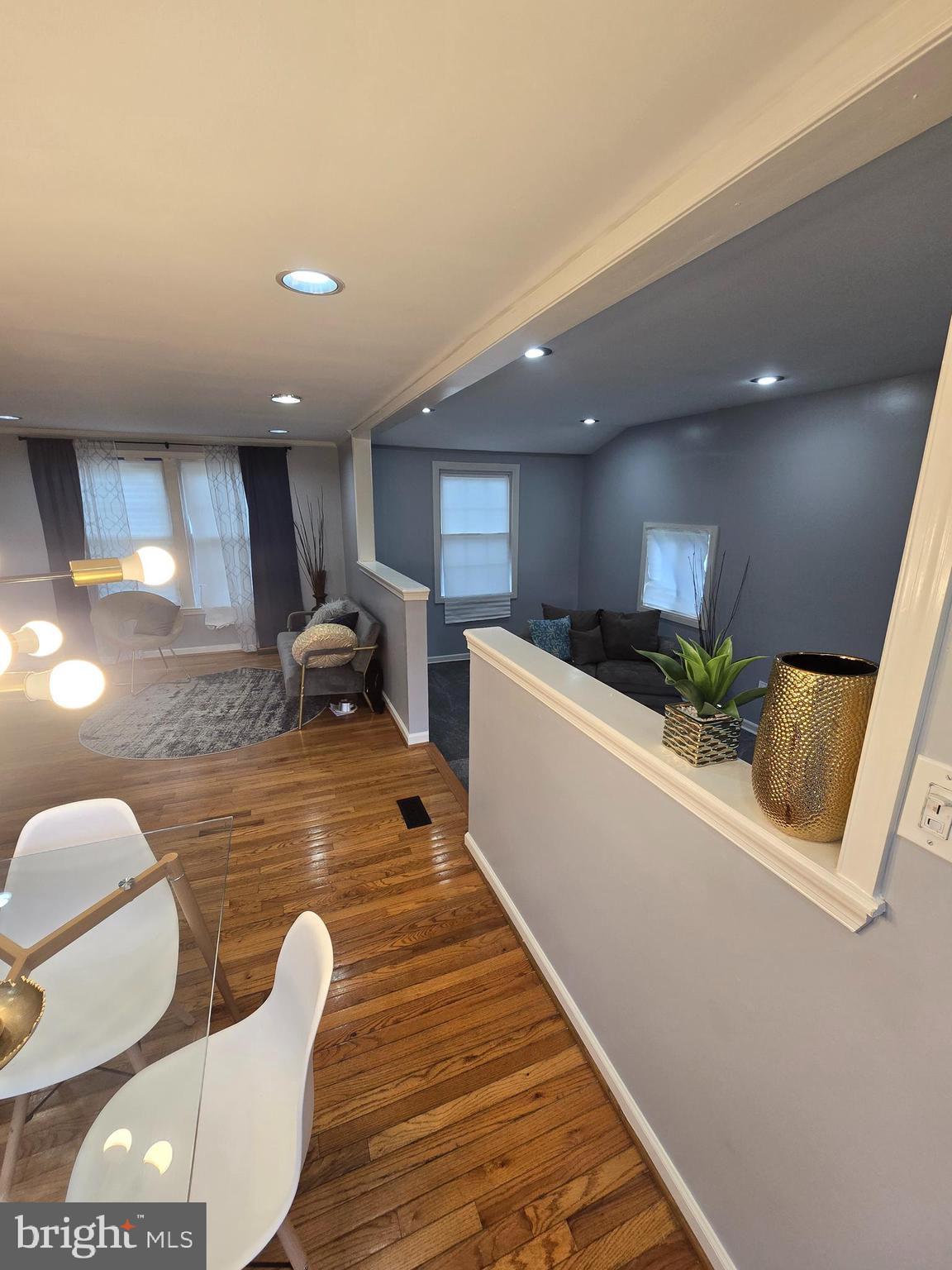 MAPLEWOOD - Residential