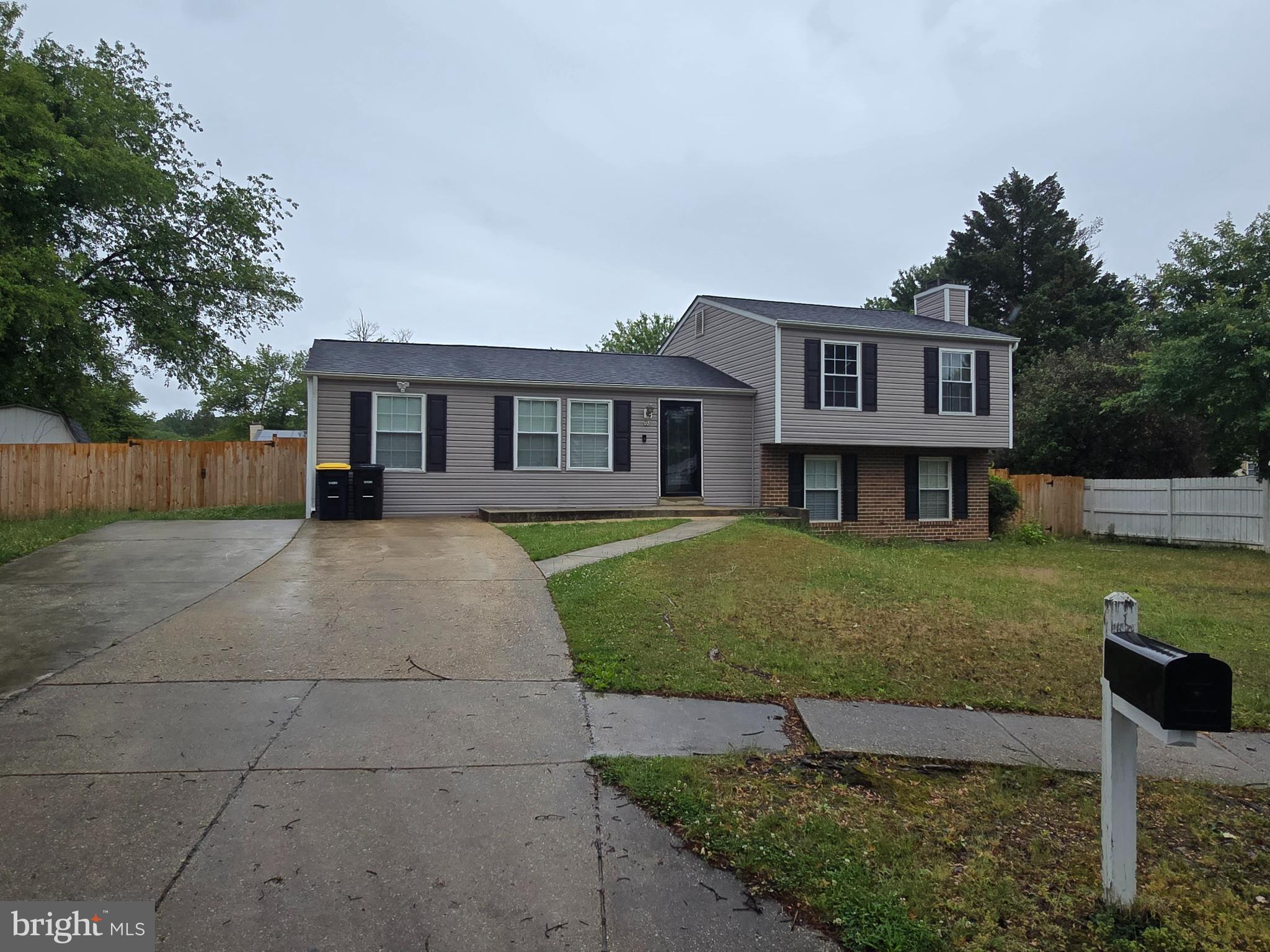 MAPLEWOOD - Residential