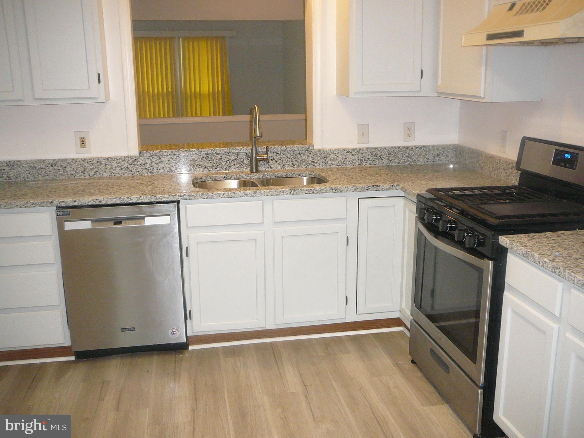 ENGLAND RUN TOWNHOUSES - Residential Lease