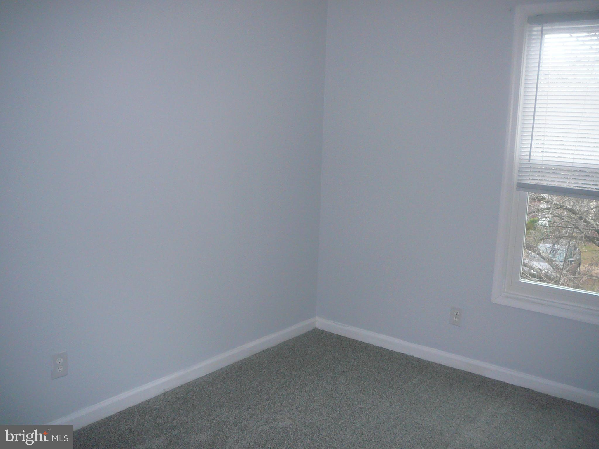 ENGLAND RUN TOWNHOUSES - Residential Lease