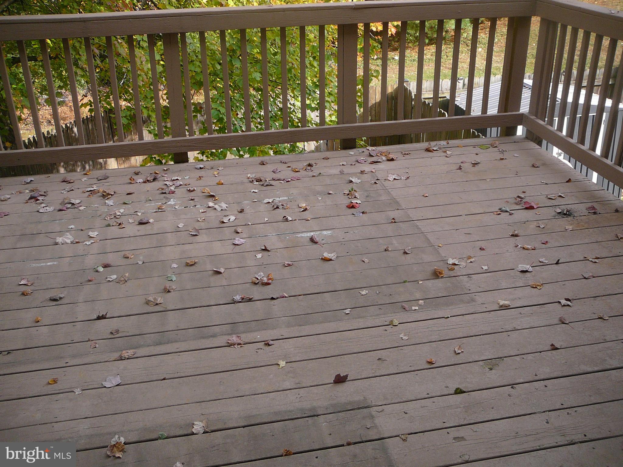 ENGLAND RUN TOWNHOUSES - Residential Lease