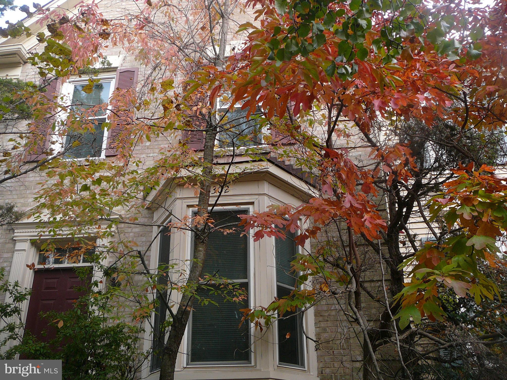 ENGLAND RUN TOWNHOUSES - Residential Lease