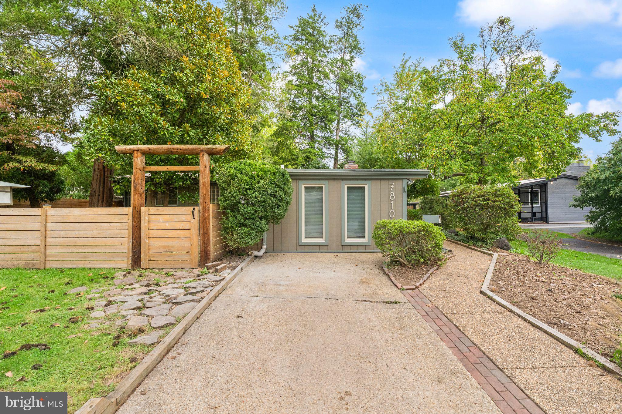 7810 SYCAMORE DRIVE