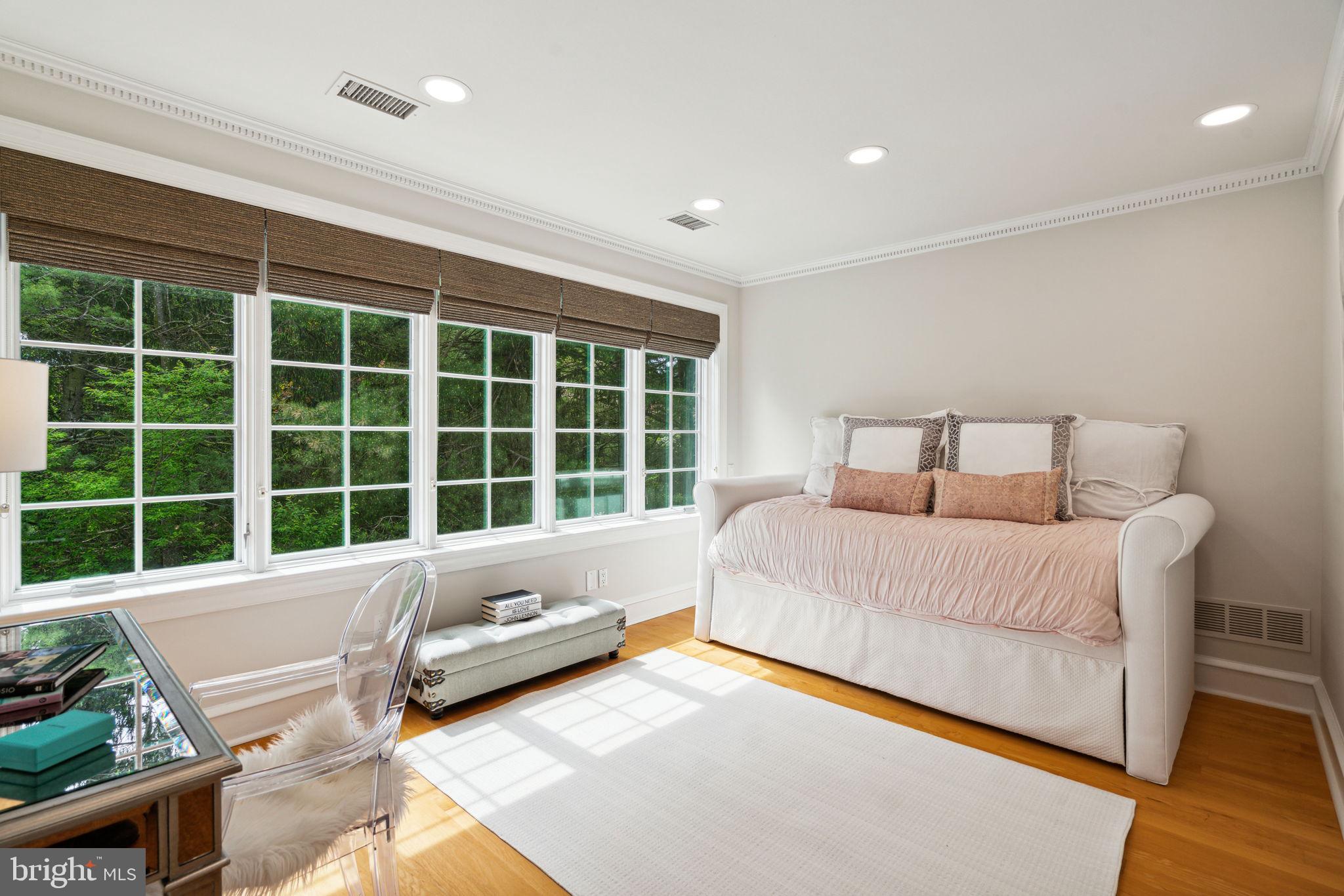 WRENFIELD - Residential