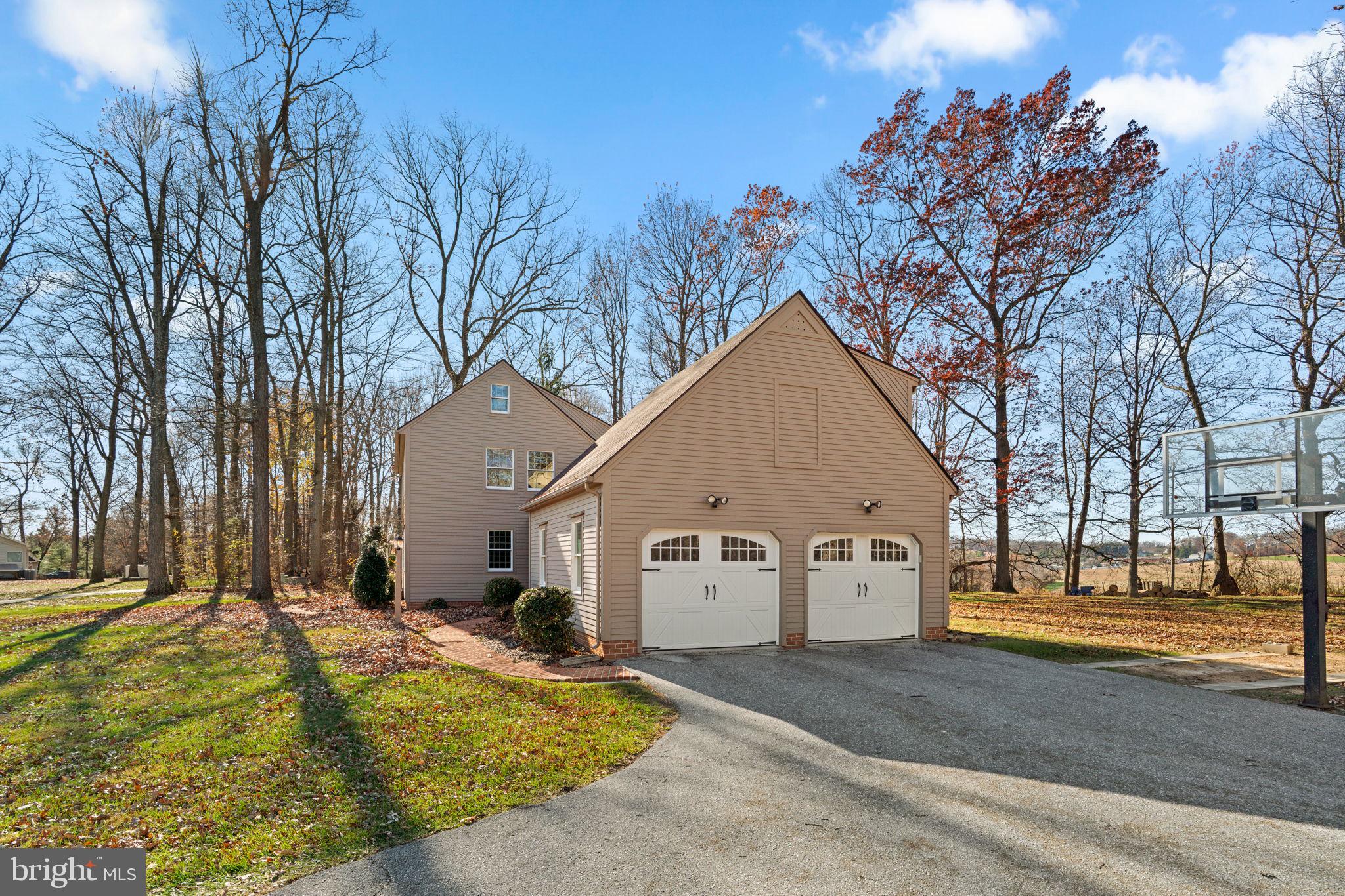 OAKMONT GREEN - Residential