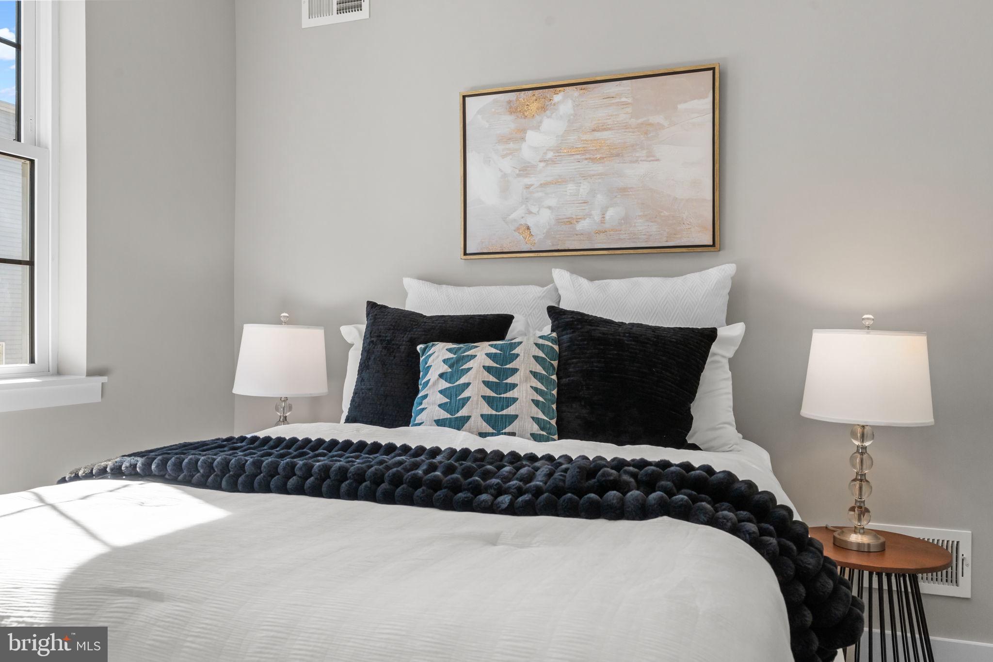 OLDE KENSINGTON - Residential