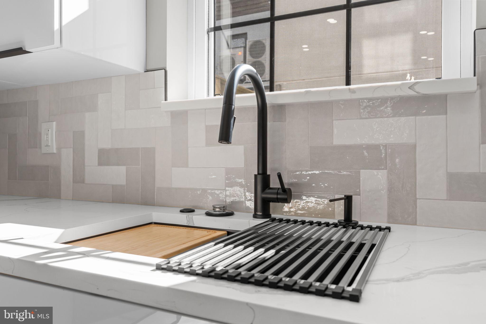 OLDE KENSINGTON - Residential