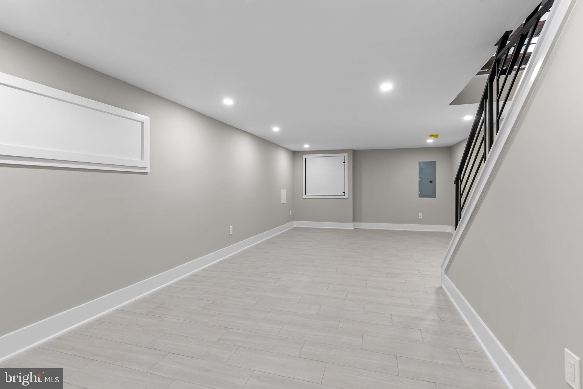 OLDE KENSINGTON - Residential