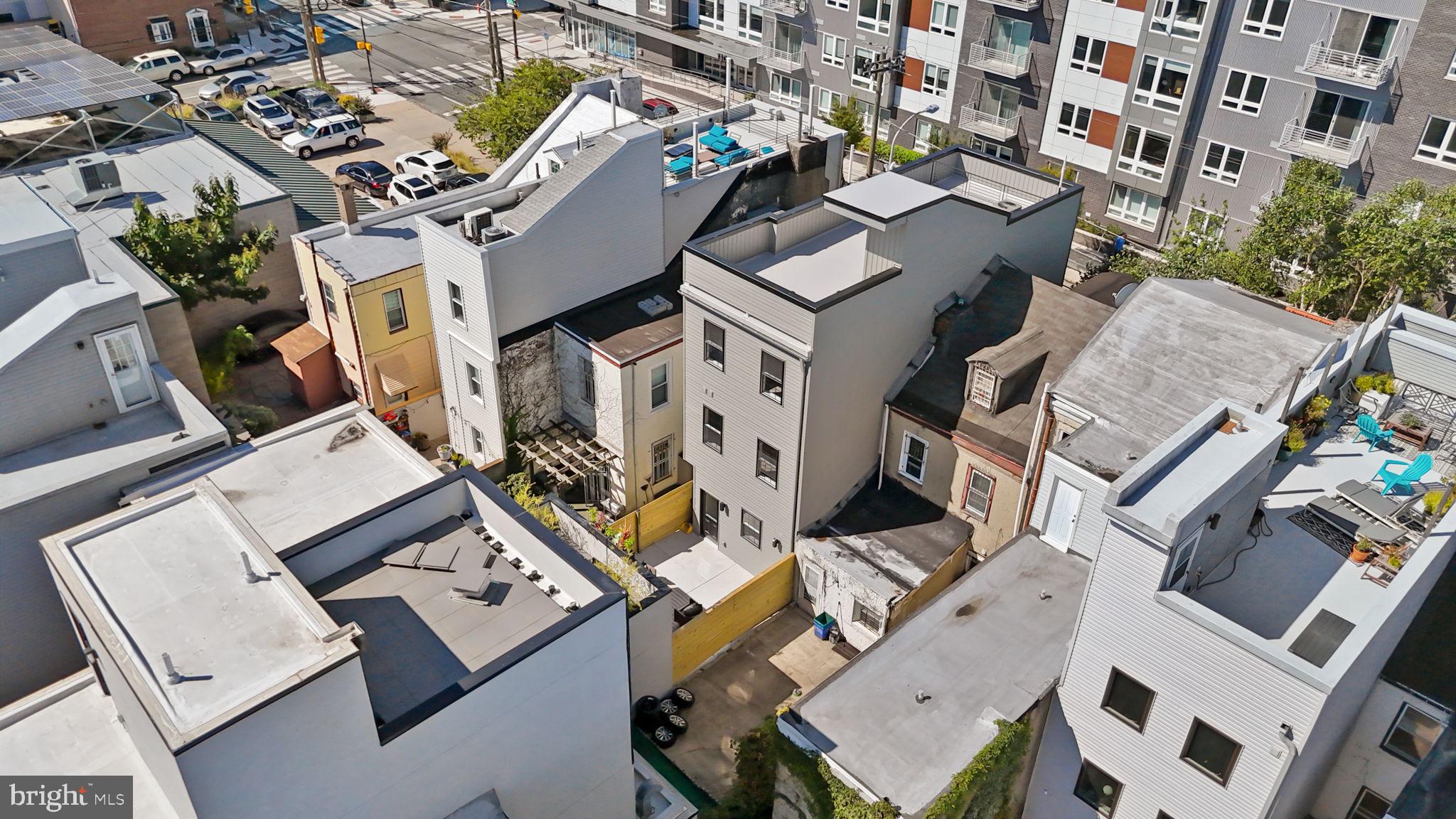 OLDE KENSINGTON - Residential