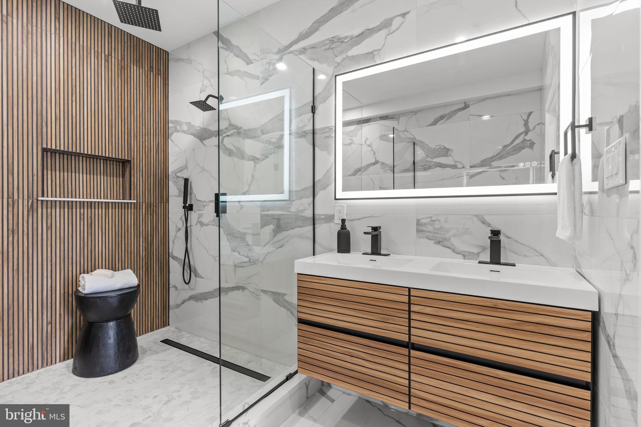 OLDE KENSINGTON - Residential