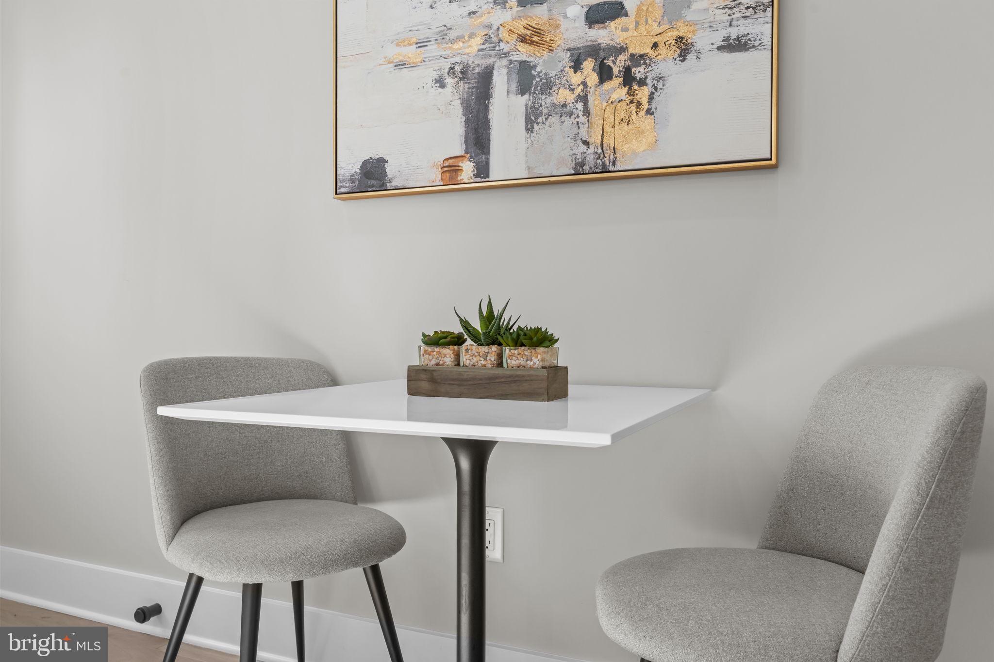 OLDE KENSINGTON - Residential