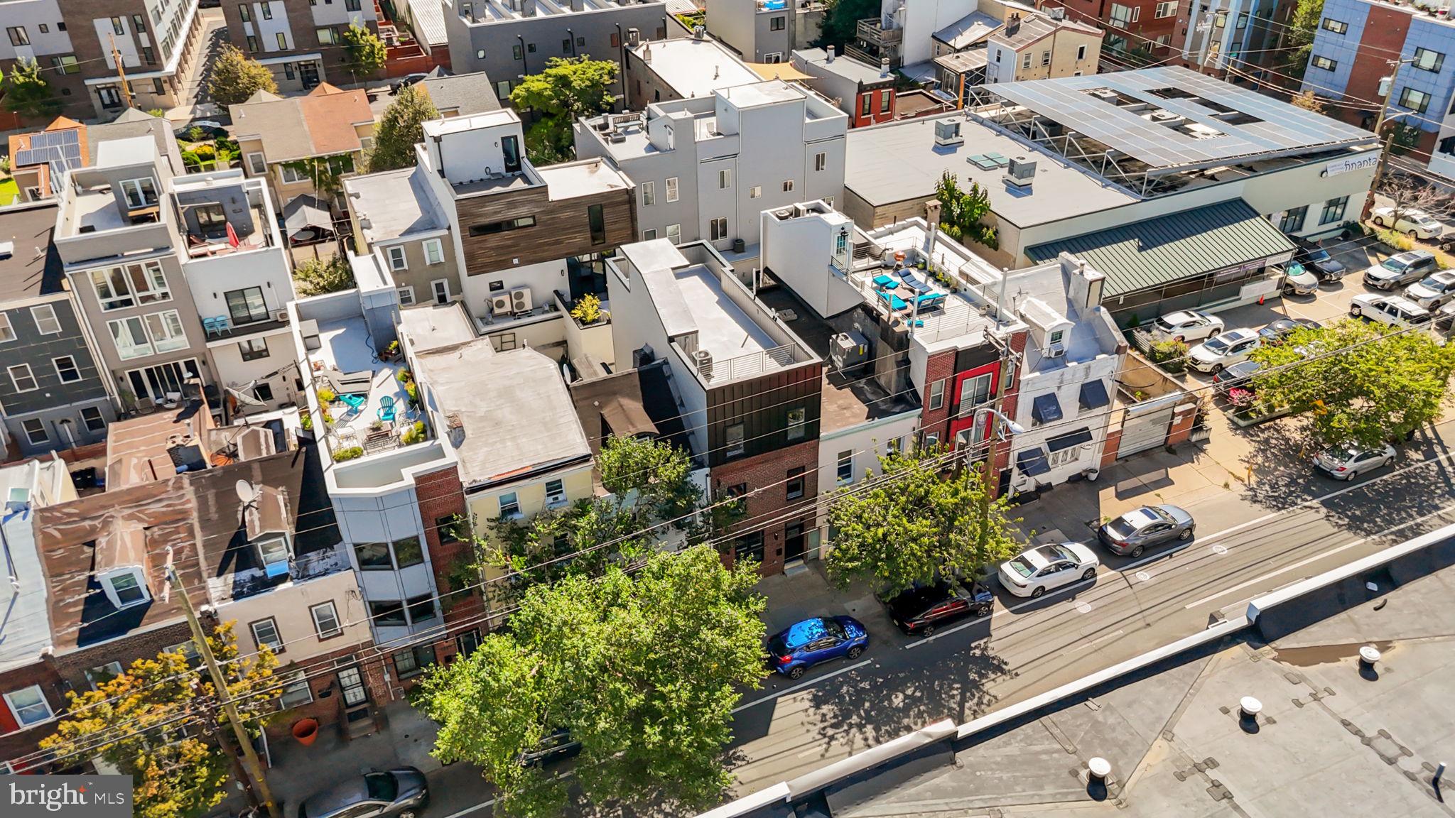 OLDE KENSINGTON - Residential