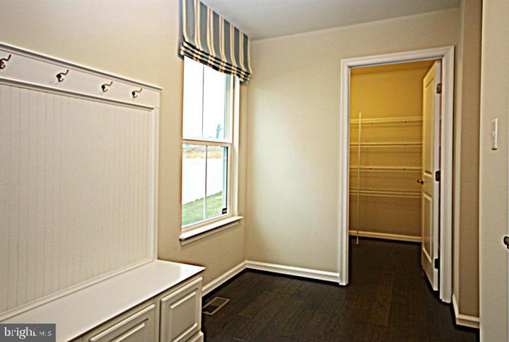 SCOTLAND HEIGHTS - Residential Lease