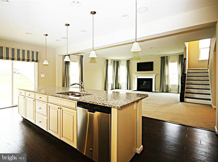 SCOTLAND HEIGHTS - Residential Lease