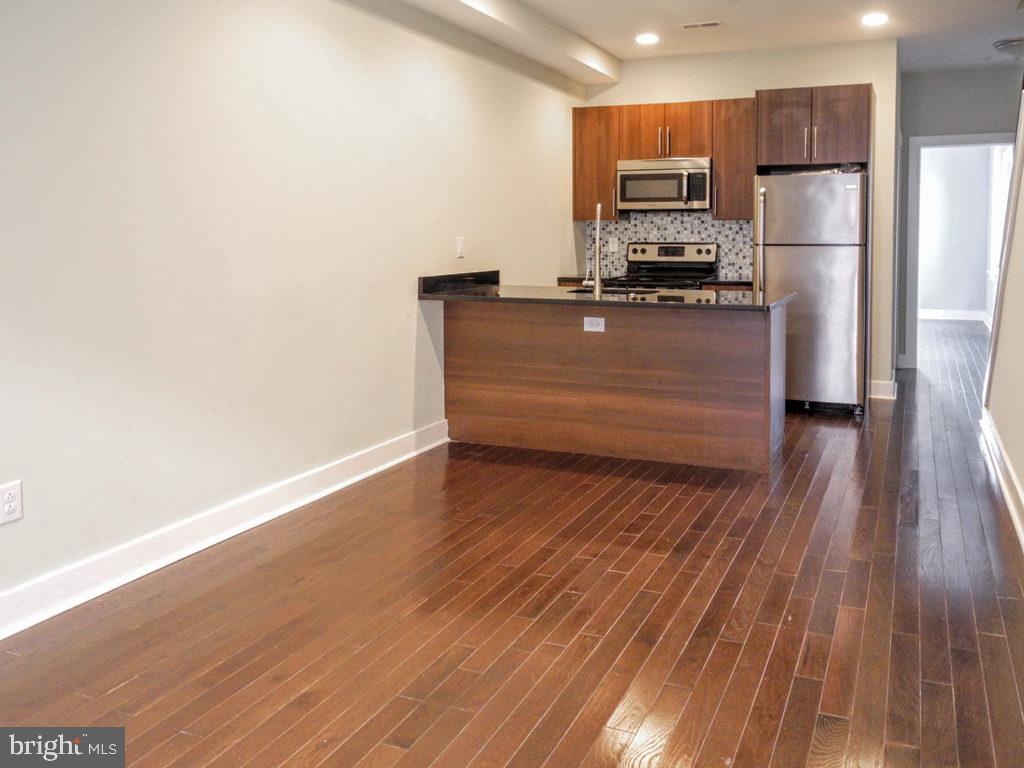 2012 W GIRARD AVENUE UNIT 14B