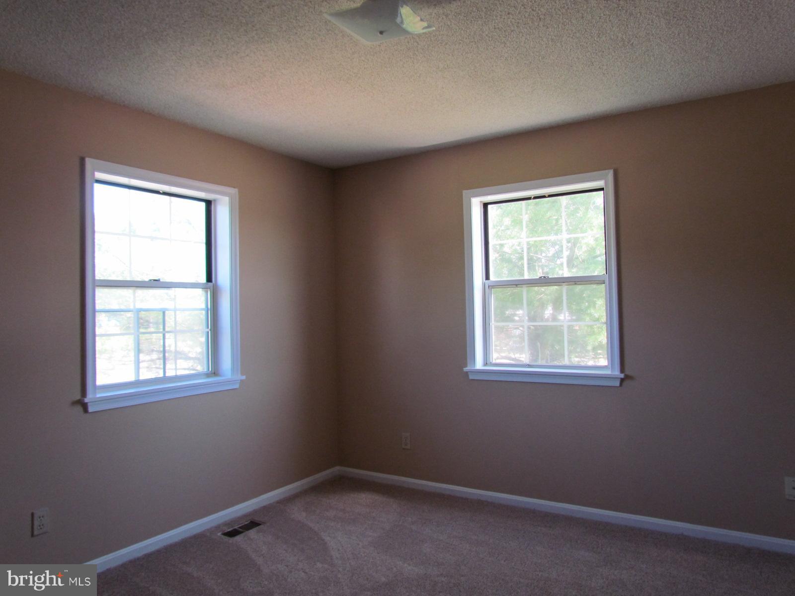 GREENVIEW VILLAGE - Residential