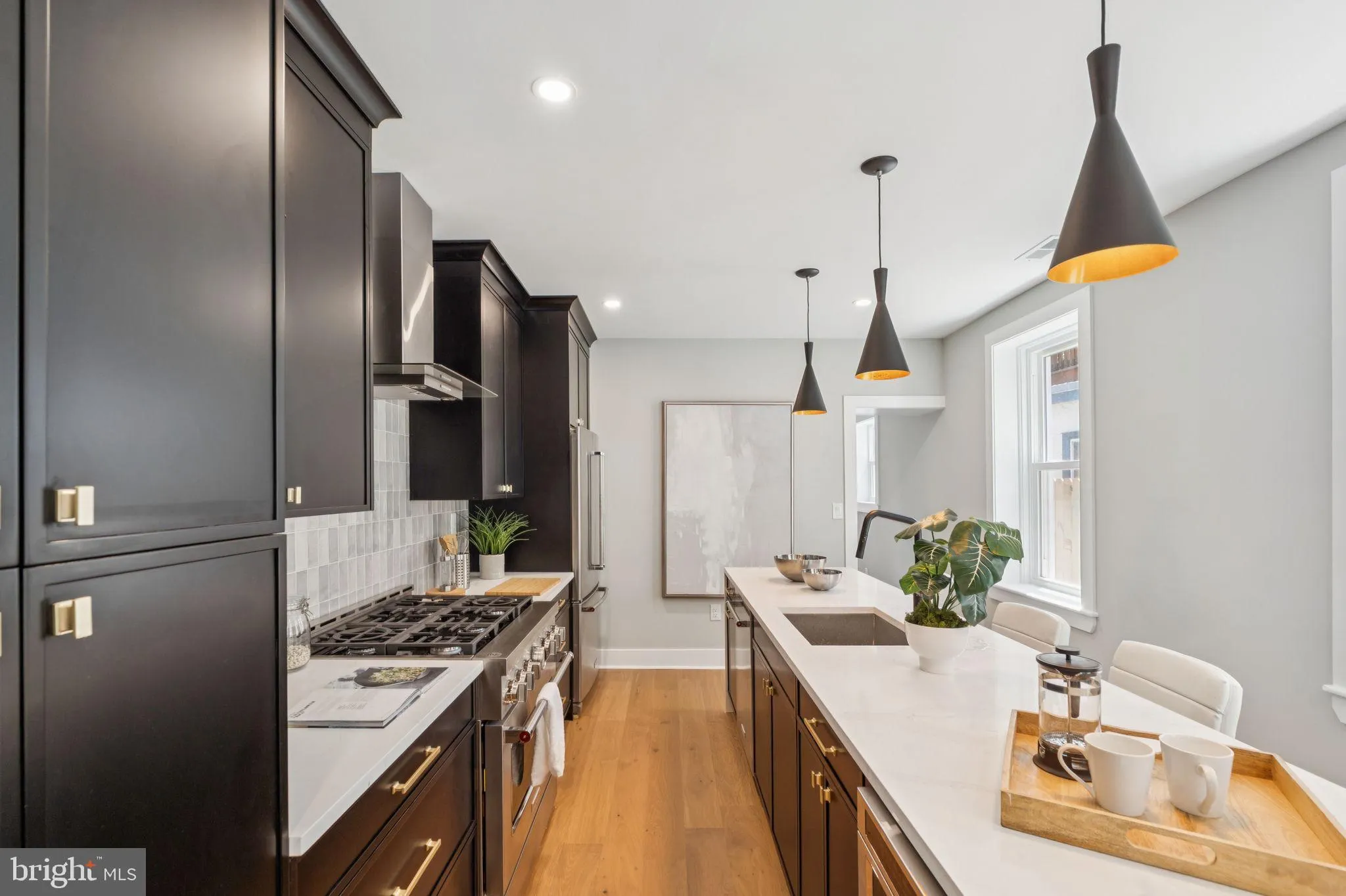 Philadelphia, Pennsylvania 19130, United States, 4 Bedrooms Bedrooms, ,3 BathroomsBathrooms,Residential,Coming Soon,114673