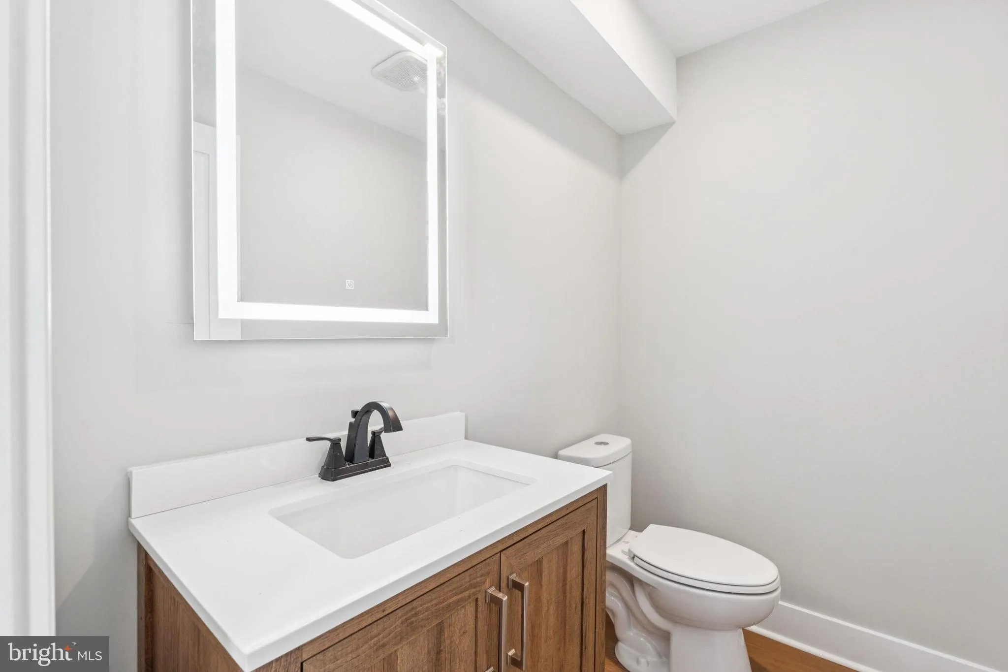 Philadelphia, Pennsylvania 19130, United States, 4 Bedrooms Bedrooms, ,3 BathroomsBathrooms,Residential,Coming Soon,114673