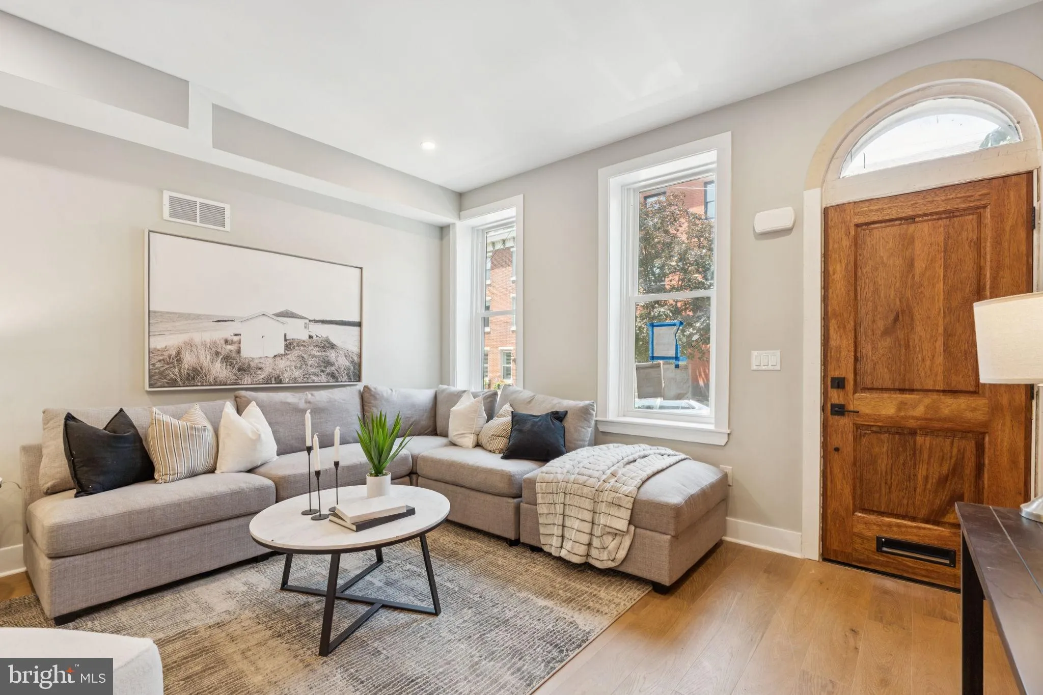 Philadelphia, Pennsylvania 19130, United States, 4 Bedrooms Bedrooms, ,3 BathroomsBathrooms,Residential,Coming Soon,114673