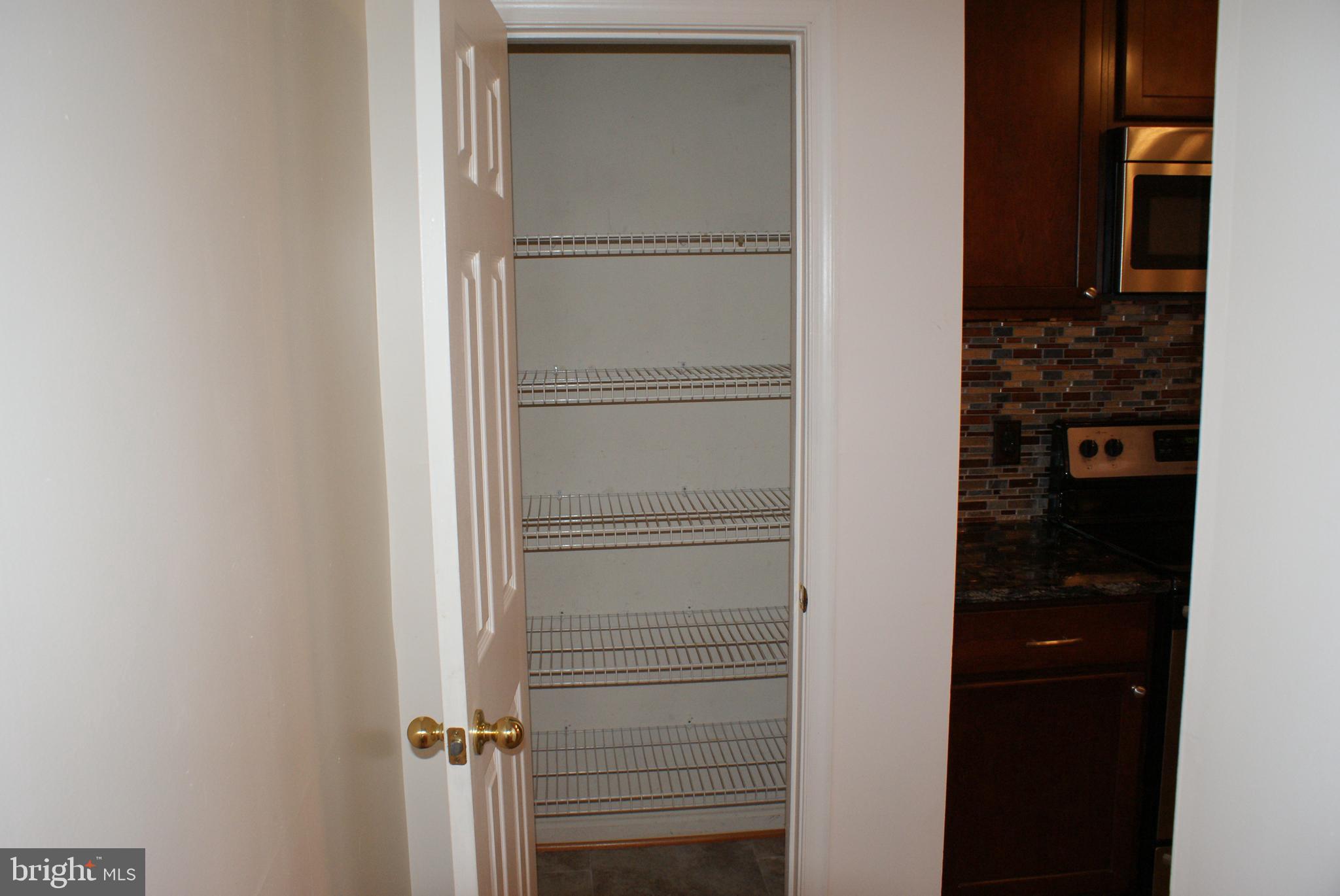 LARGO - Residential Lease