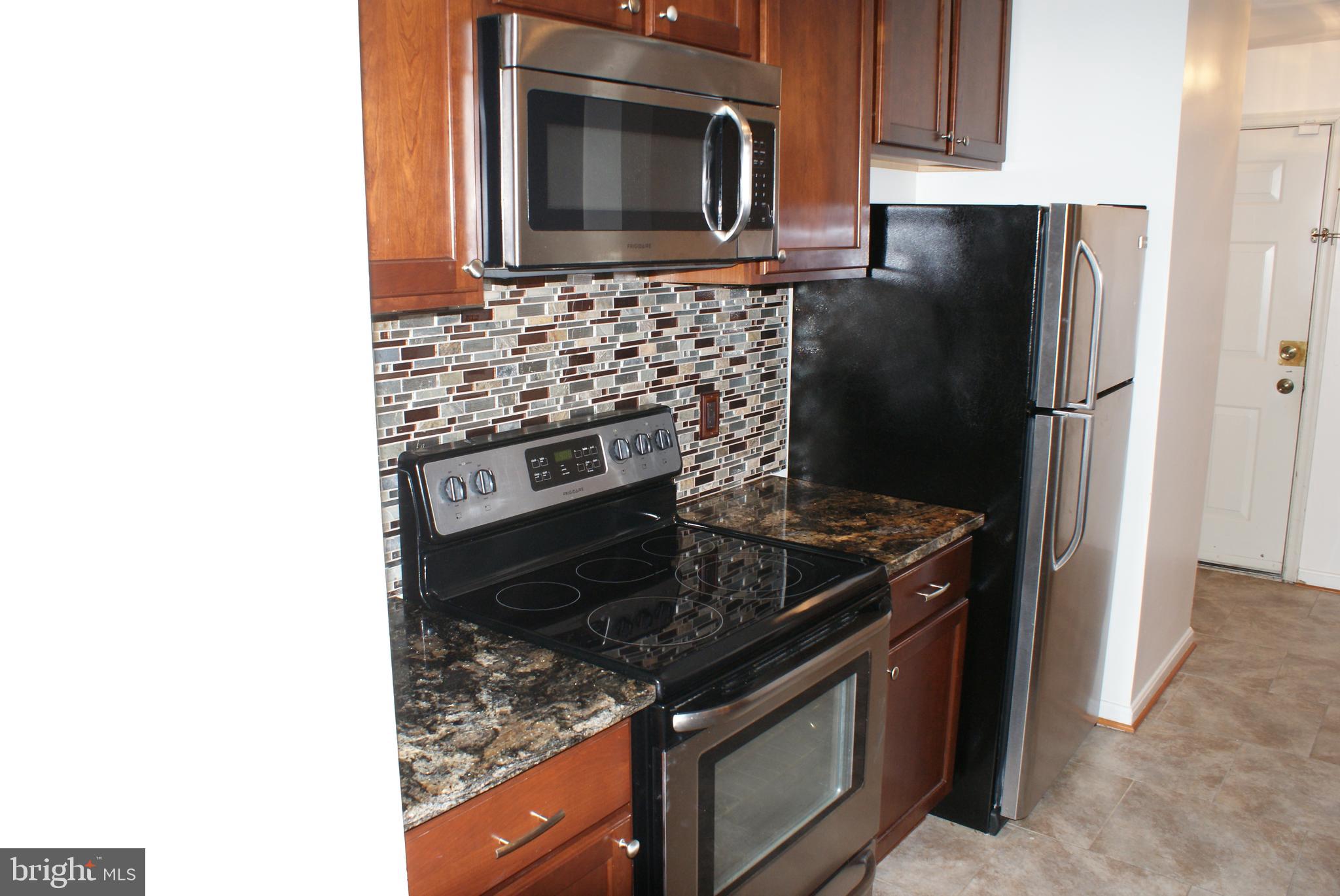 LARGO - Residential Lease