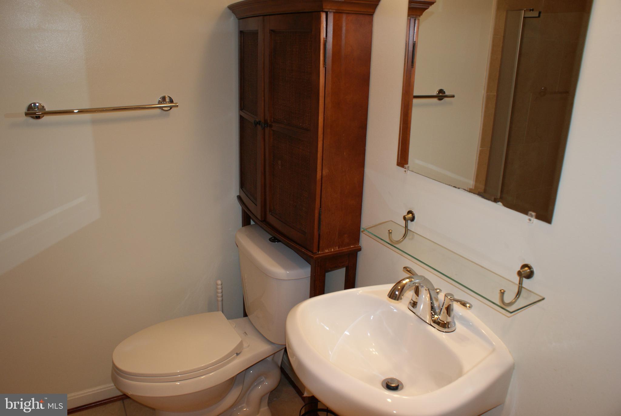 LARGO - Residential Lease