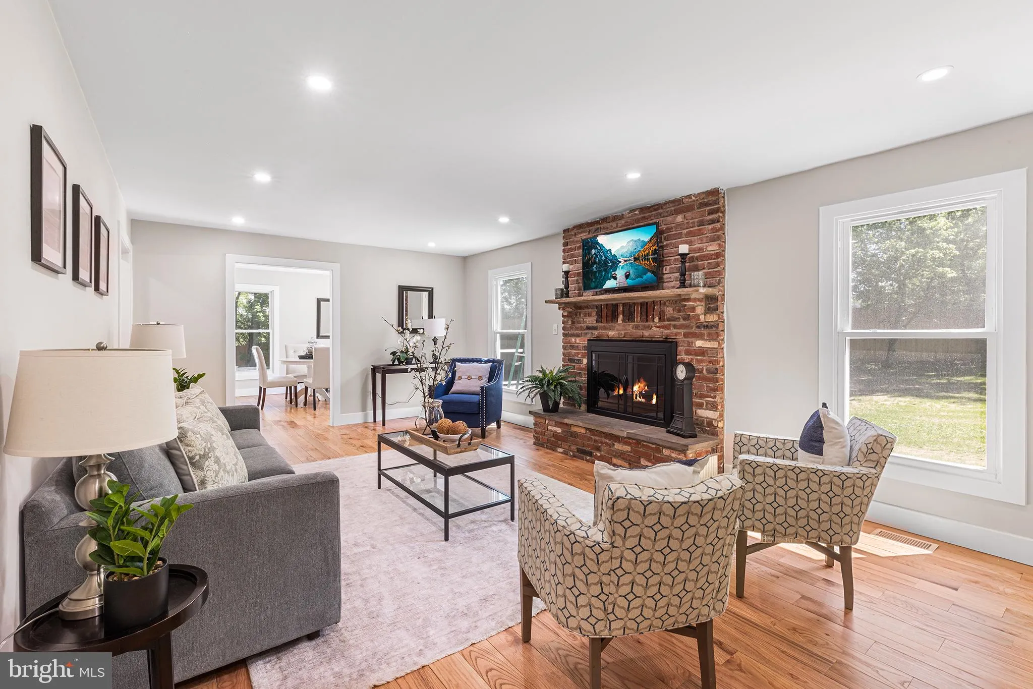 Wayne, Pennsylvania 19087, United States, 5 Bedrooms Bedrooms, ,4 BathroomsBathrooms,Residential,Pending,129355