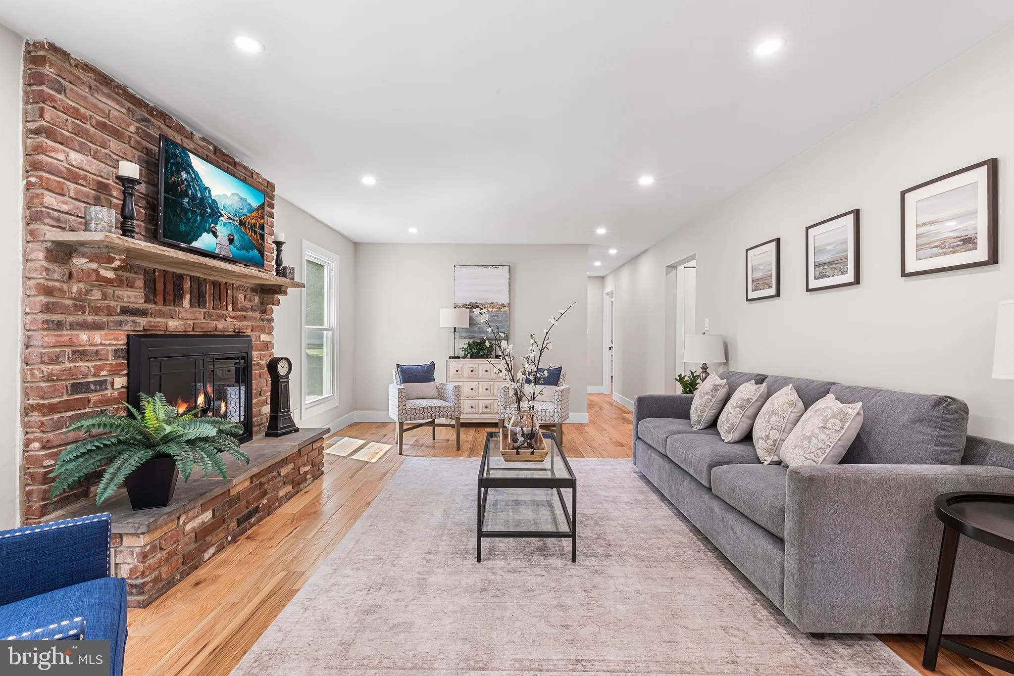 Wayne, Pennsylvania 19087, United States, 5 Bedrooms Bedrooms, ,4 BathroomsBathrooms,Residential,Pending,129355