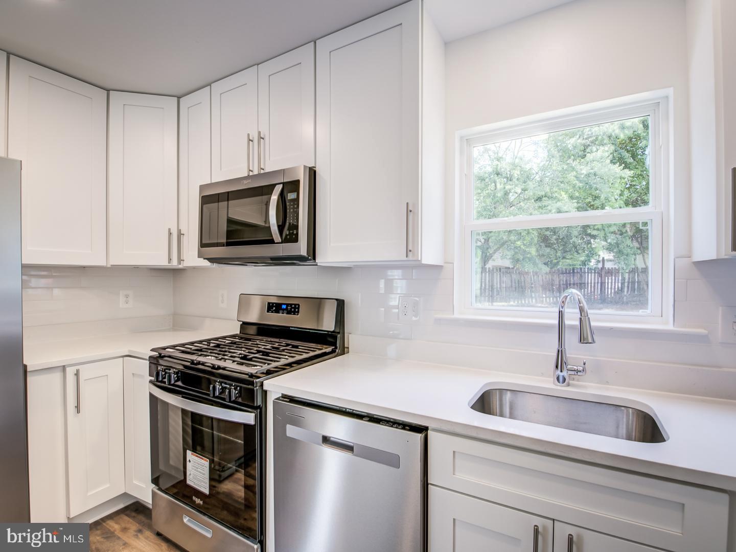 MANASSAS PARK - Residential