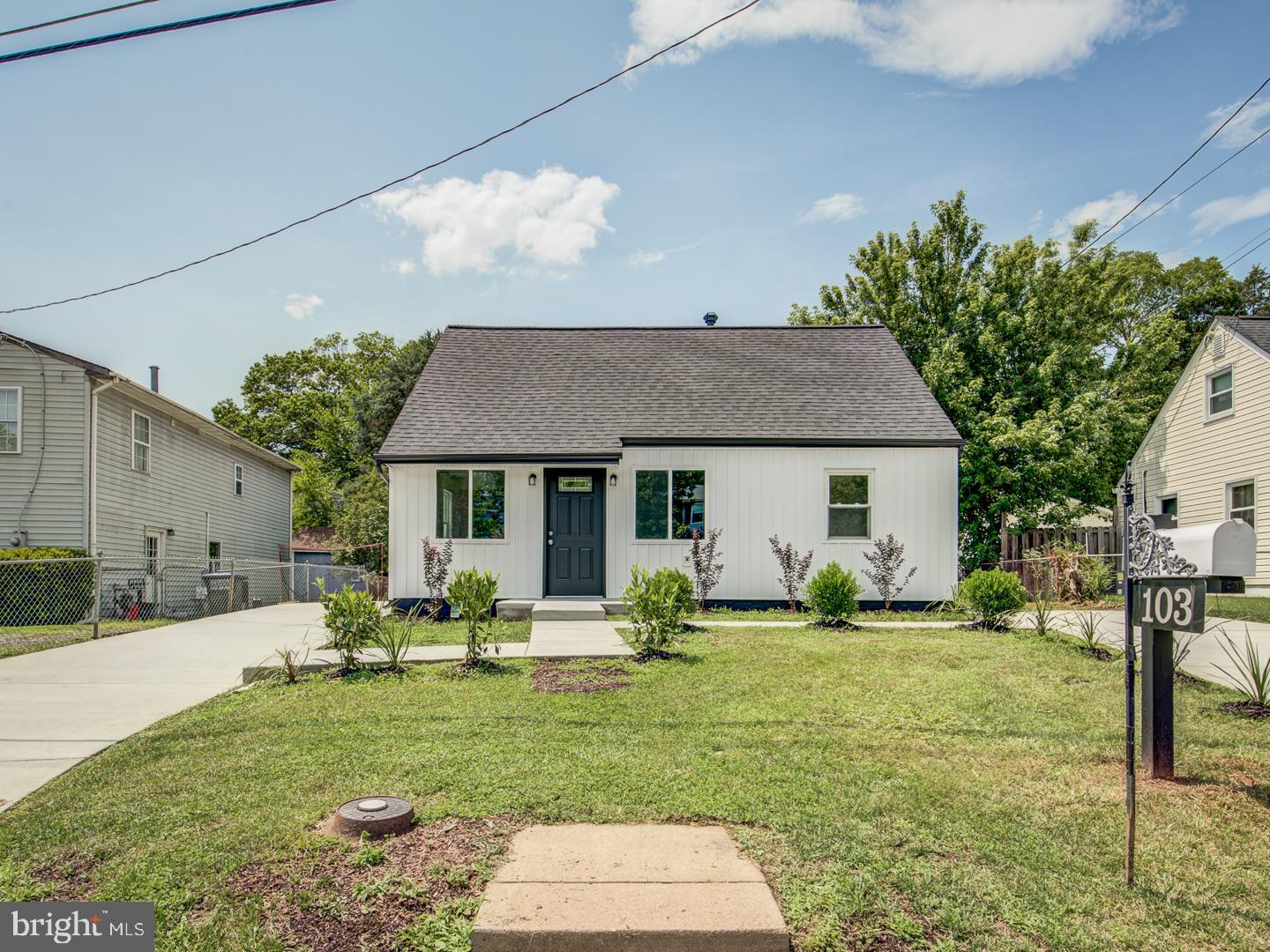 MANASSAS PARK - Residential